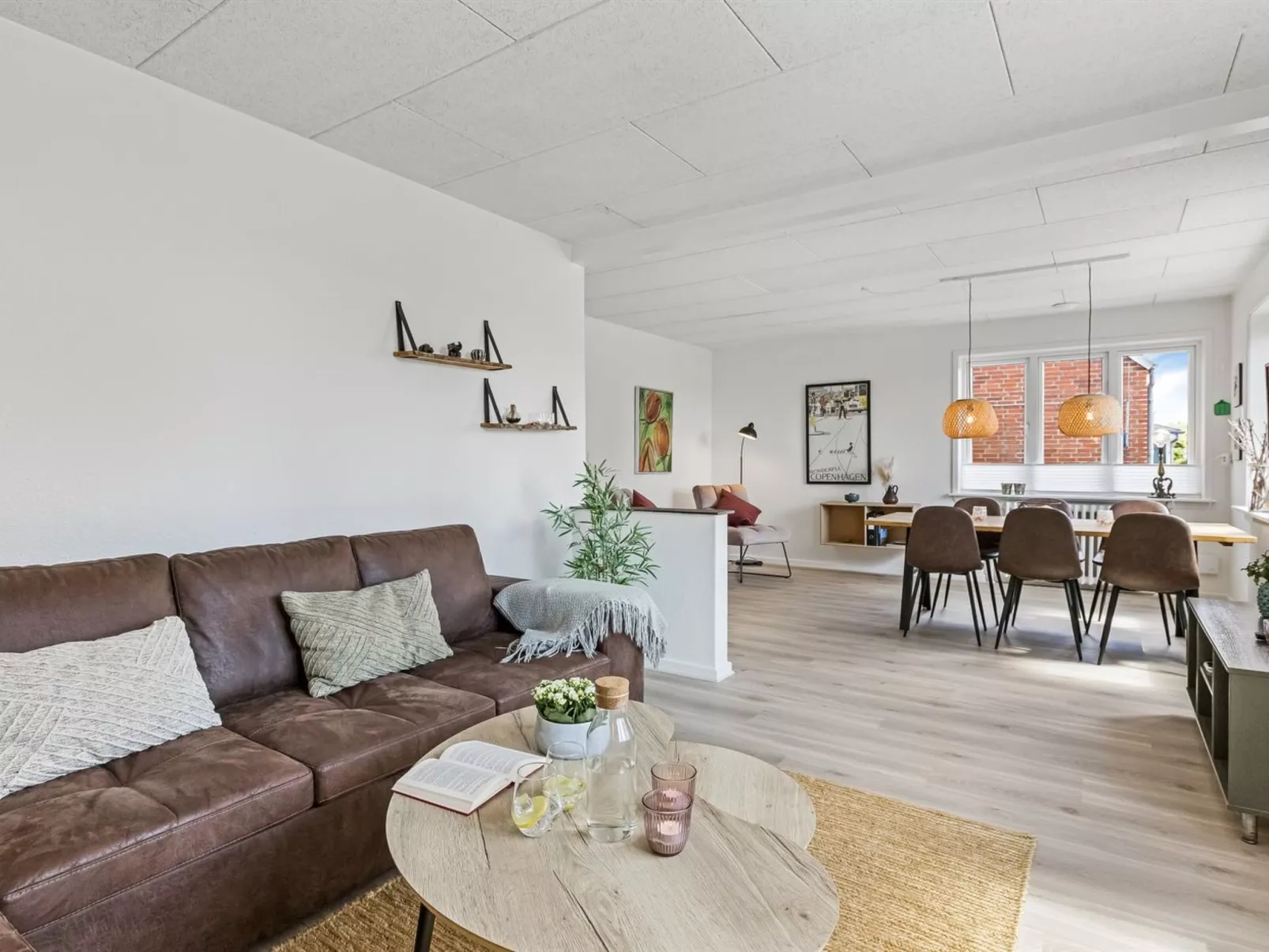 "Ancel" - 1.5km to the fjord-Inside