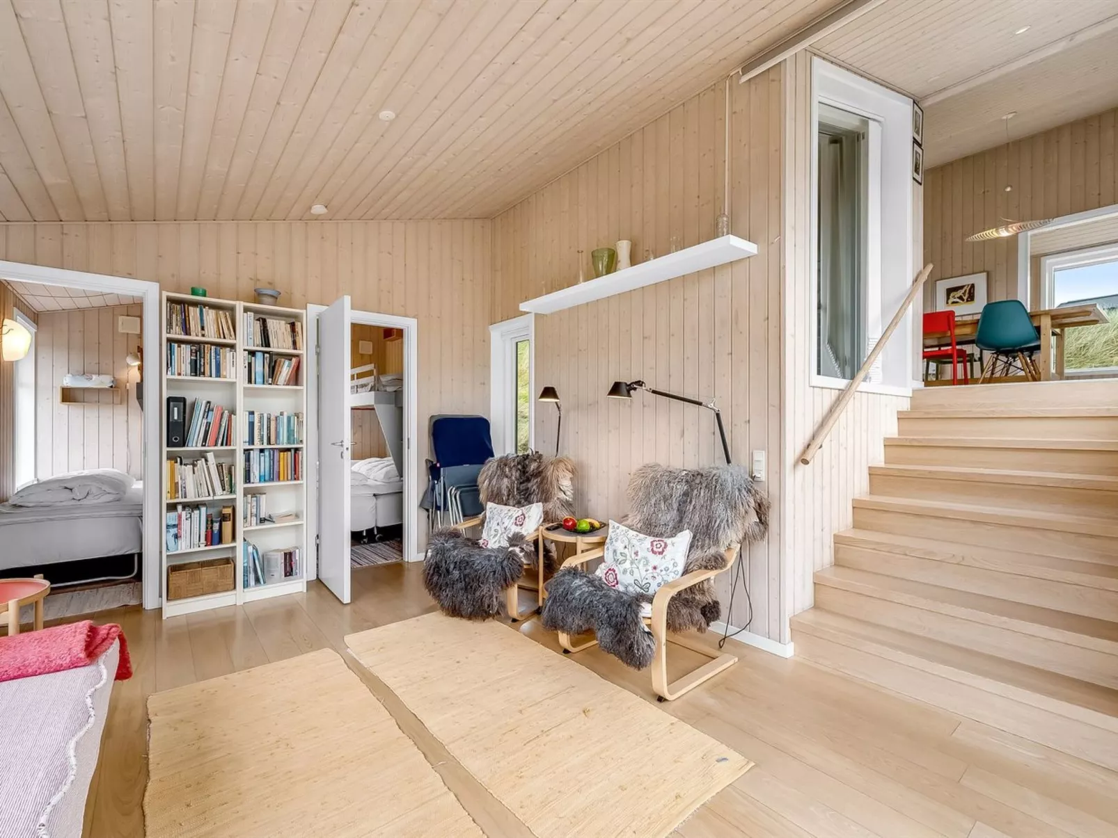 "Paaske" -  from the sea-Dedans