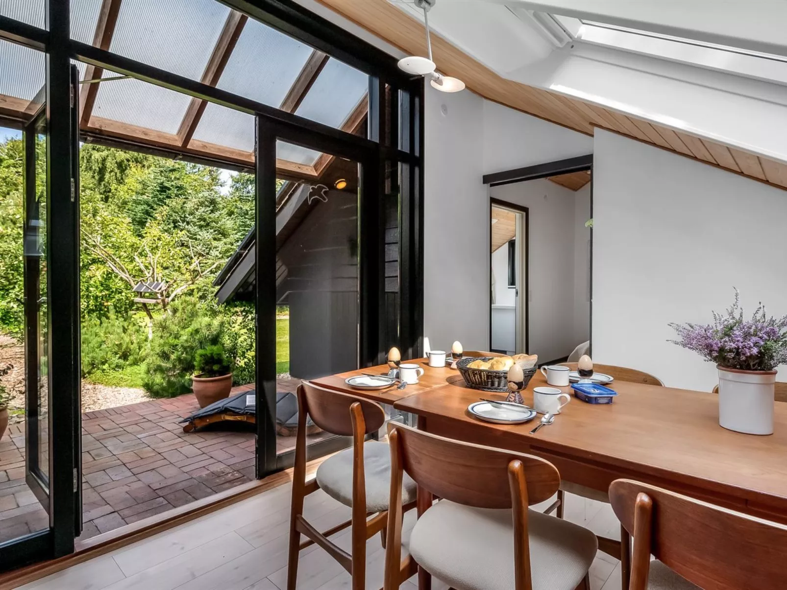 "Kadife" -  from the sea-Inside