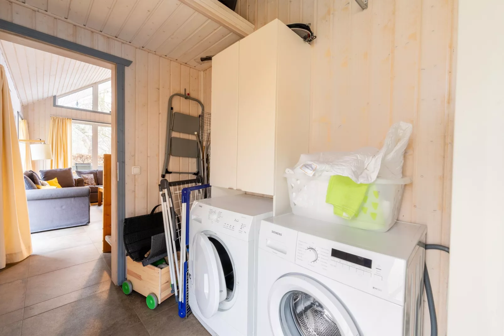 Schwan 311-équipements