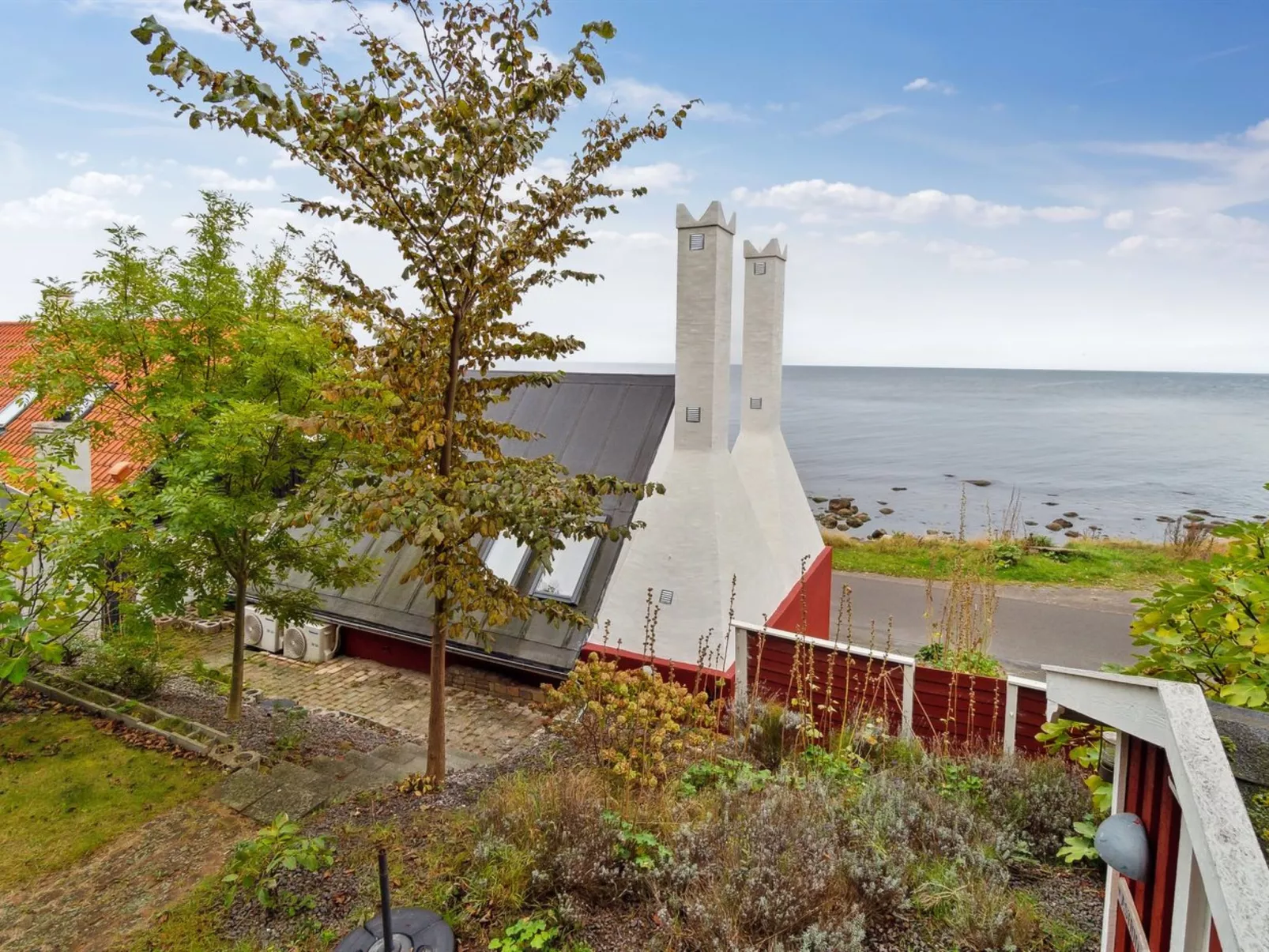 "Malila" - 15m from the sea-Outside