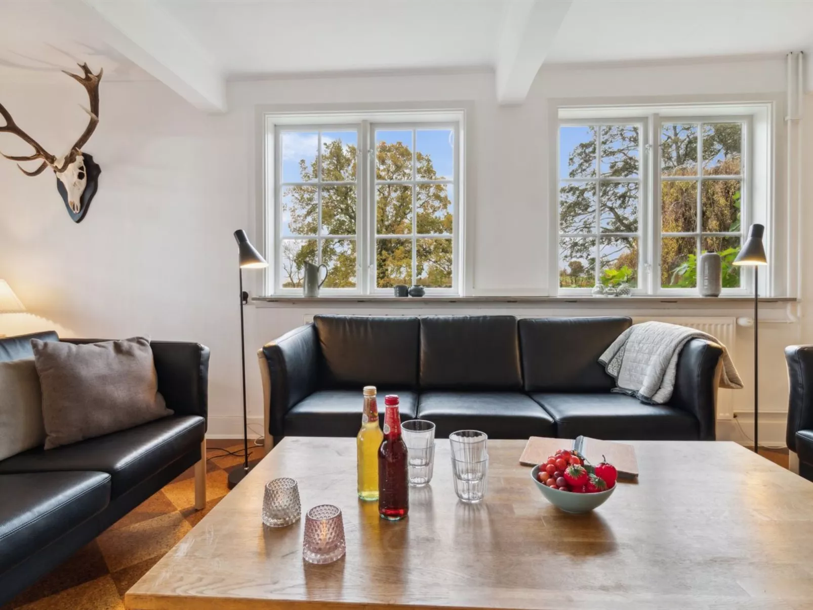 "Garbine" - 1.5km from the sea-Inside