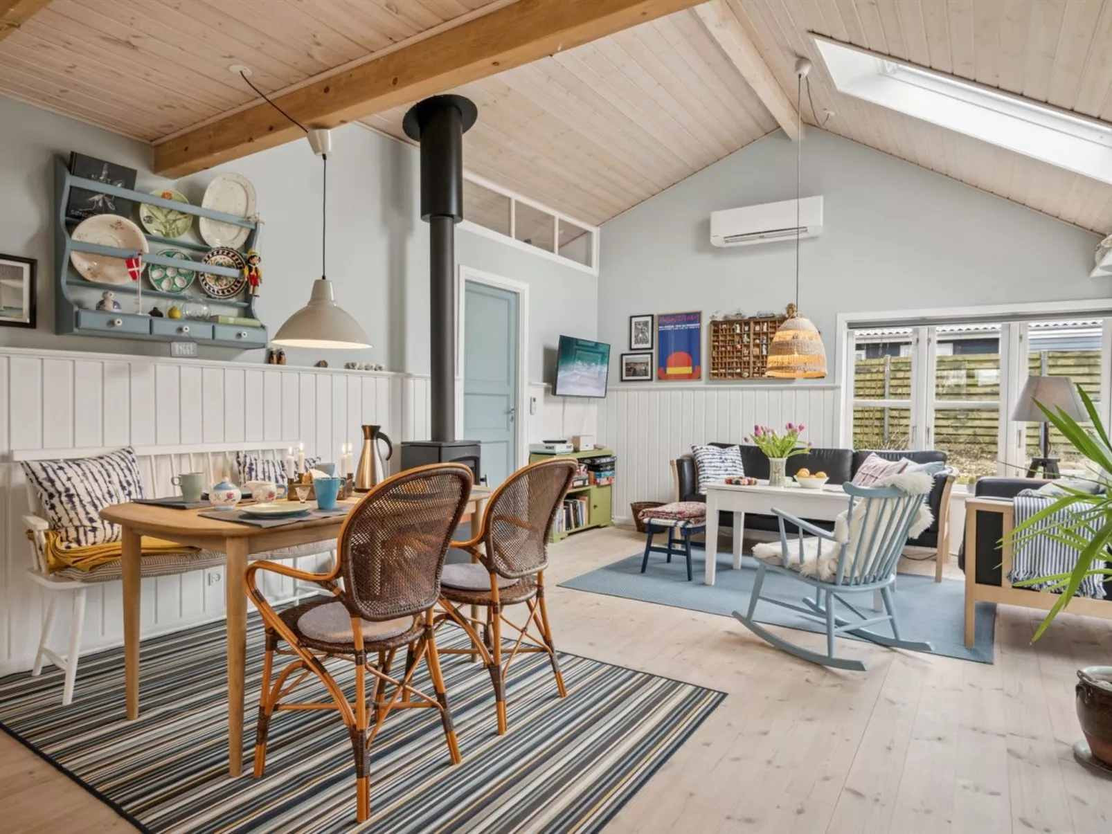 "Aksinja" - 700m from the sea-Dedans