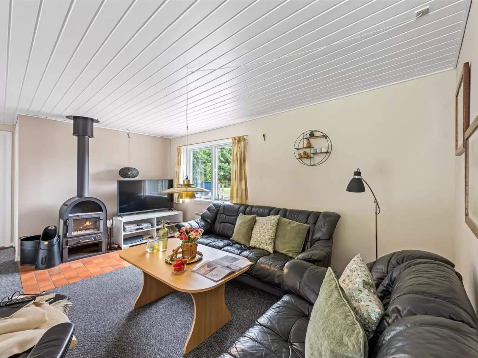 "Ljiljana" - 2km from the sea-Inside