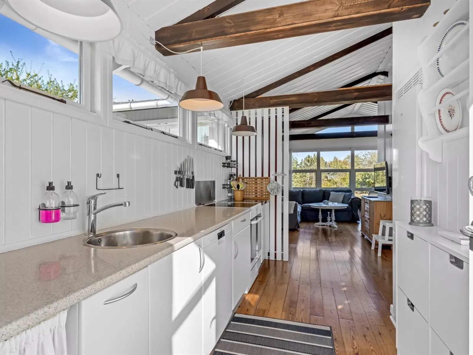 "Jalina" - 500m from the sea-Dedans