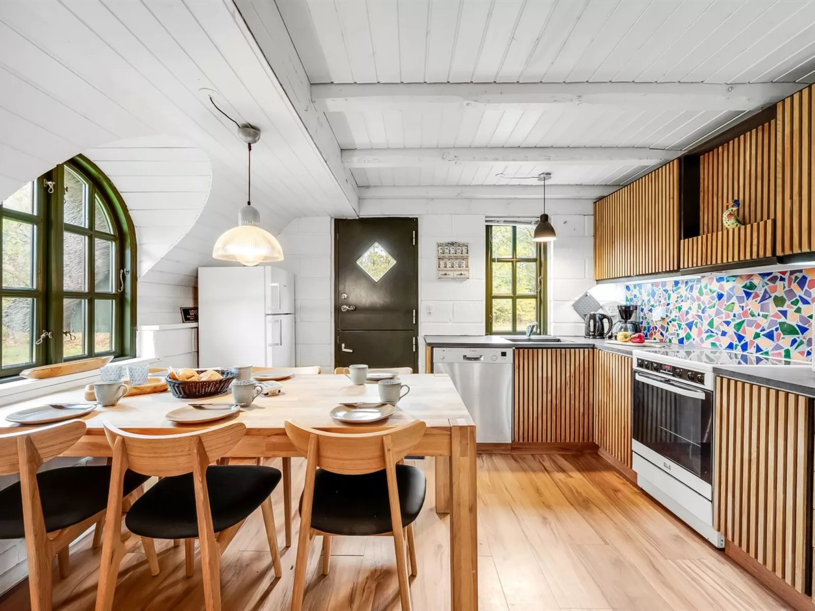 "Matilda" - 1.6km from the sea-Inside