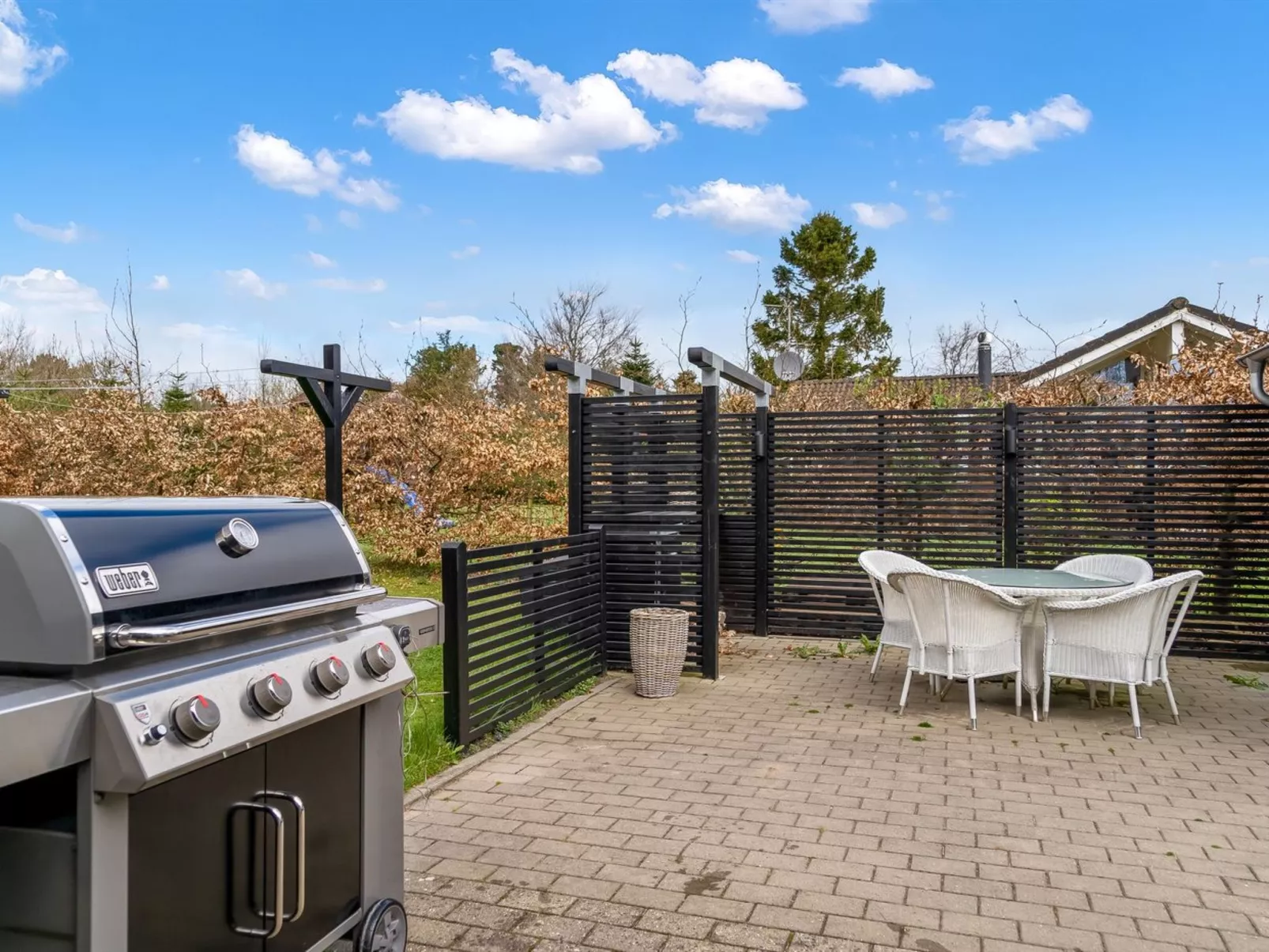 "Maunu" -  from the sea-Dehors