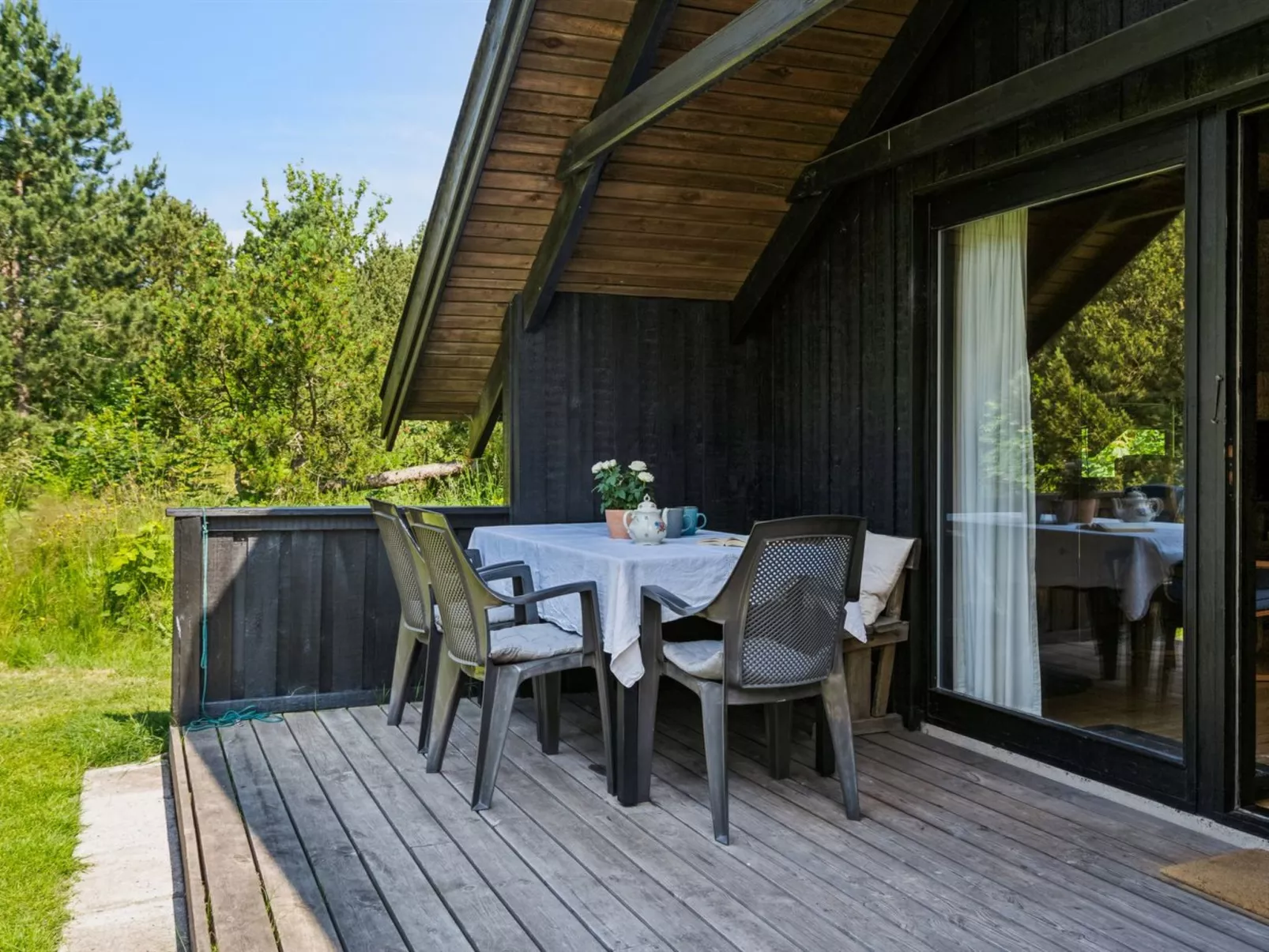 "Urban" - 140m from the sea-Outside