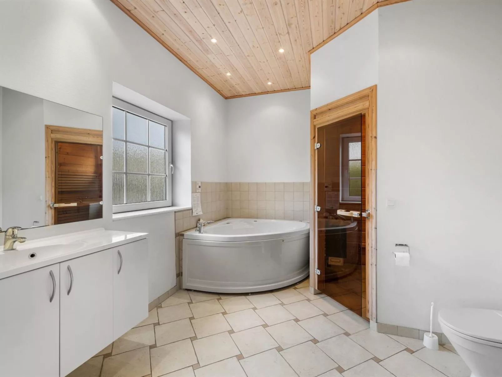 "Romy" - 450m from the sea-Dedans