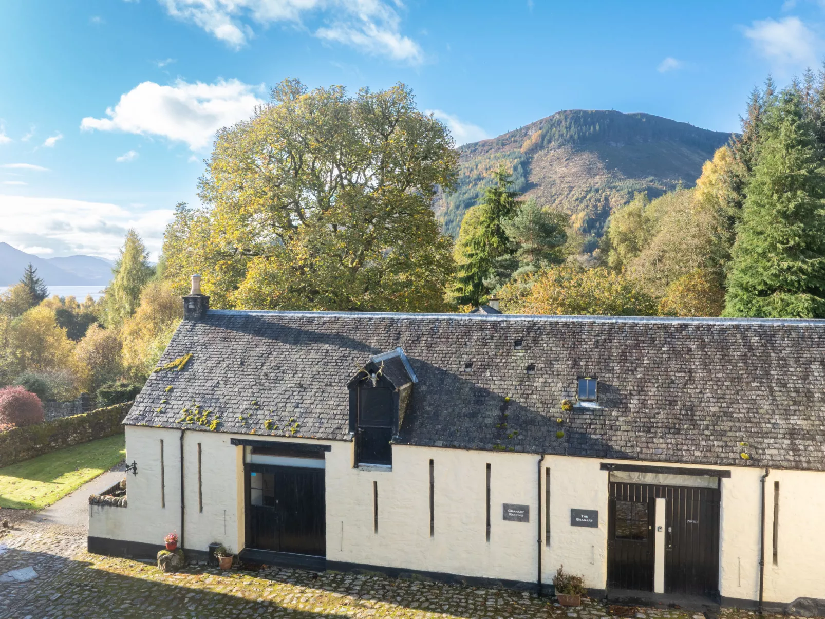 Loch Ness Granary-Dehors