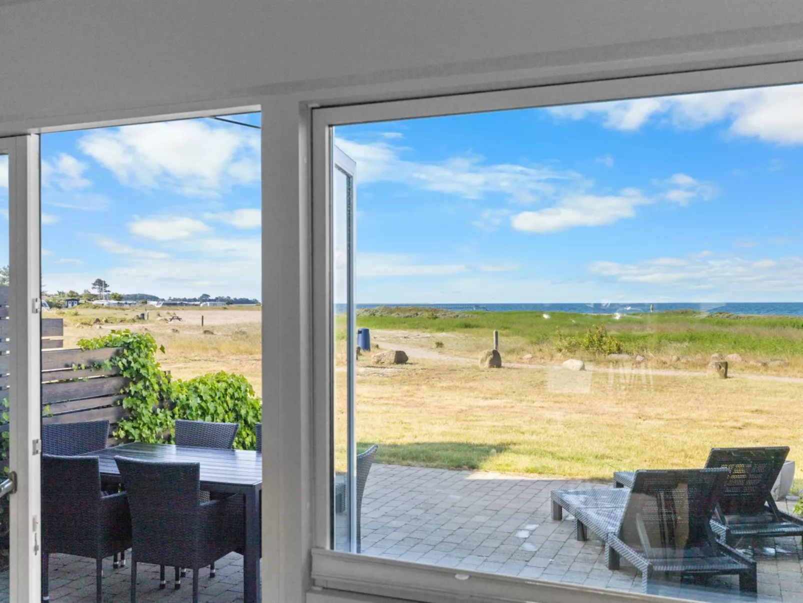 "Claudine" - 90m from the sea-Draußen