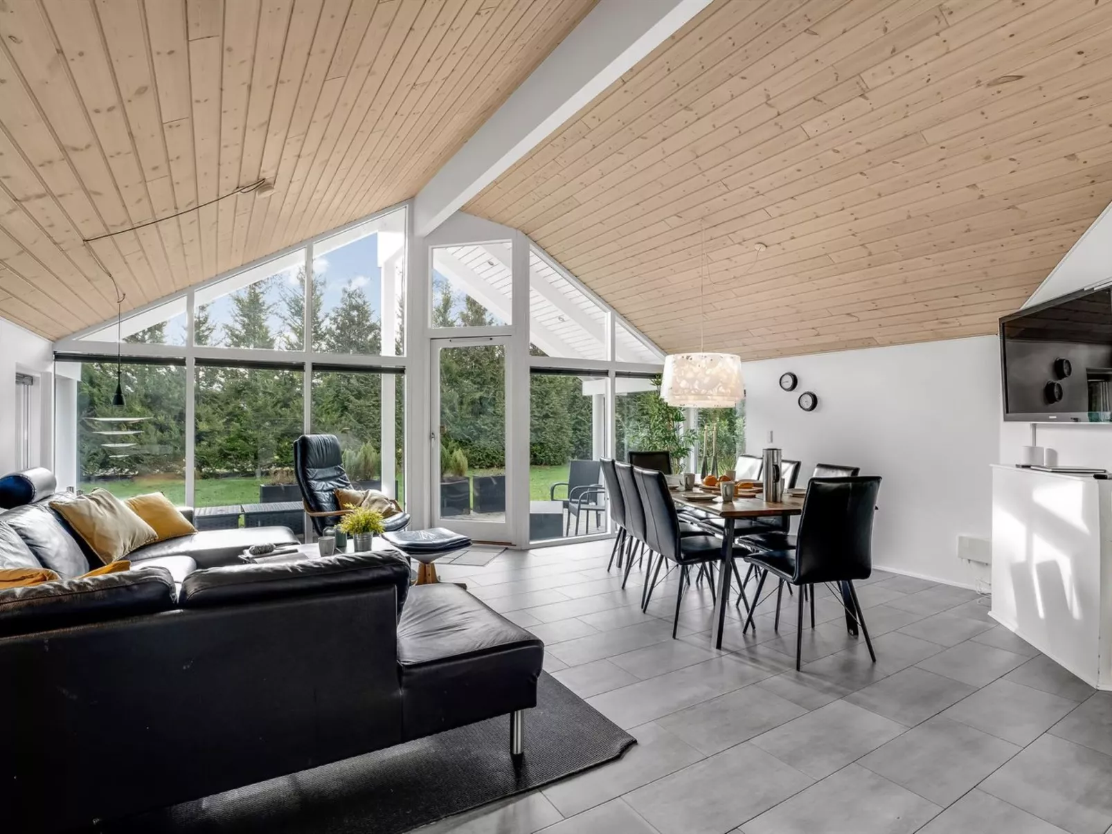 "Srebrenka" - 900m from the sea-Inside