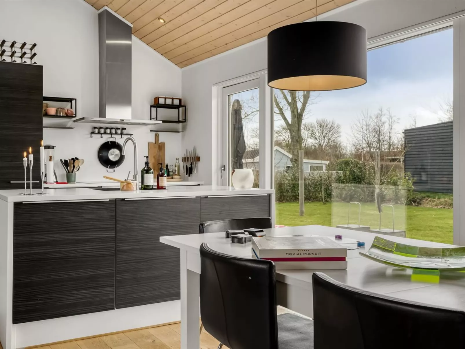 "Kato" -  from the sea-Inside