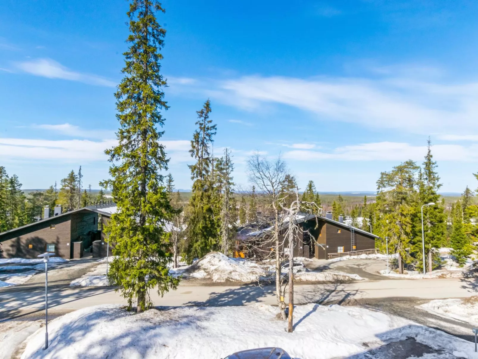 Karhunvartijan linna b16-Drinnen