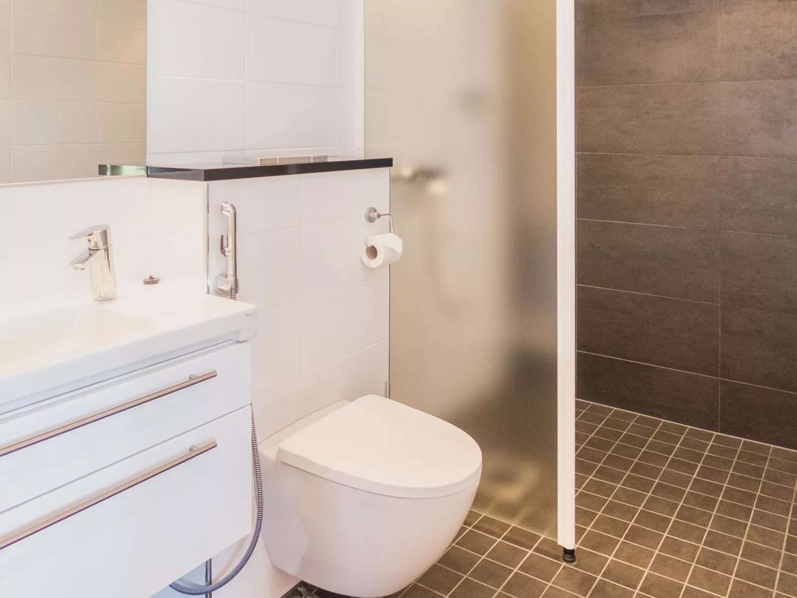 Holy lake chalet b-Drinnen