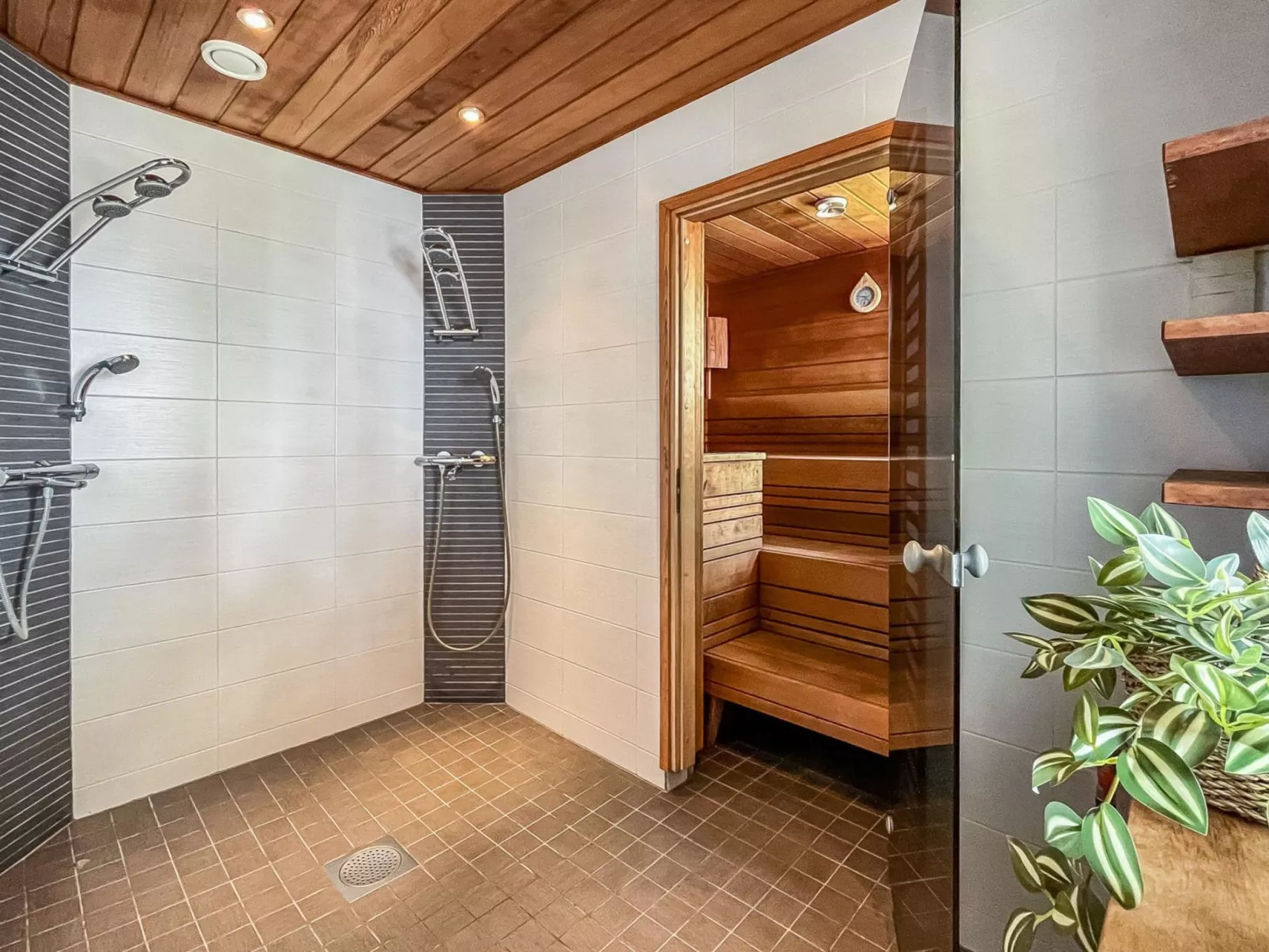 Huvila lomaonni-Inside