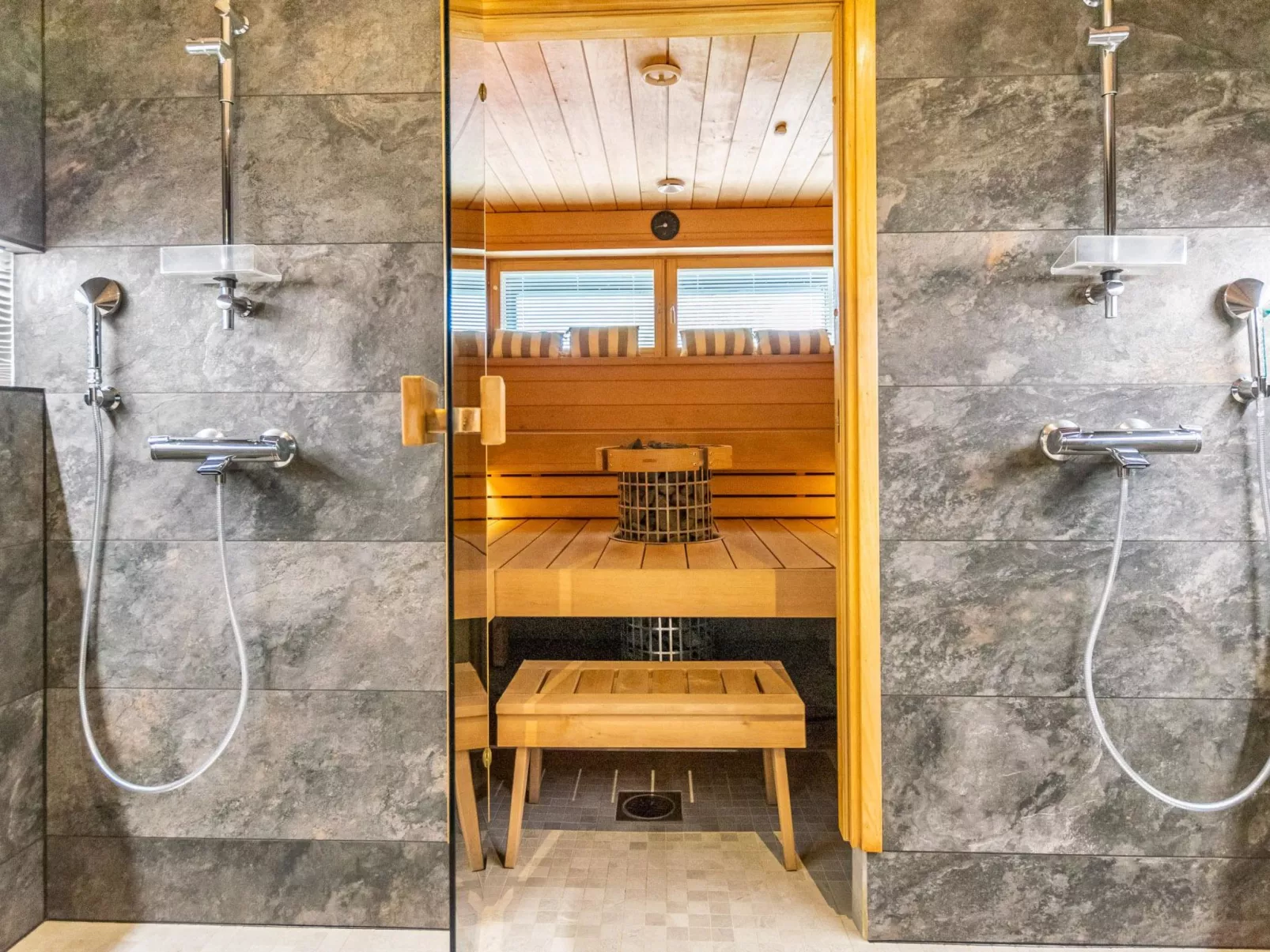 Villa hill magia-Dedans