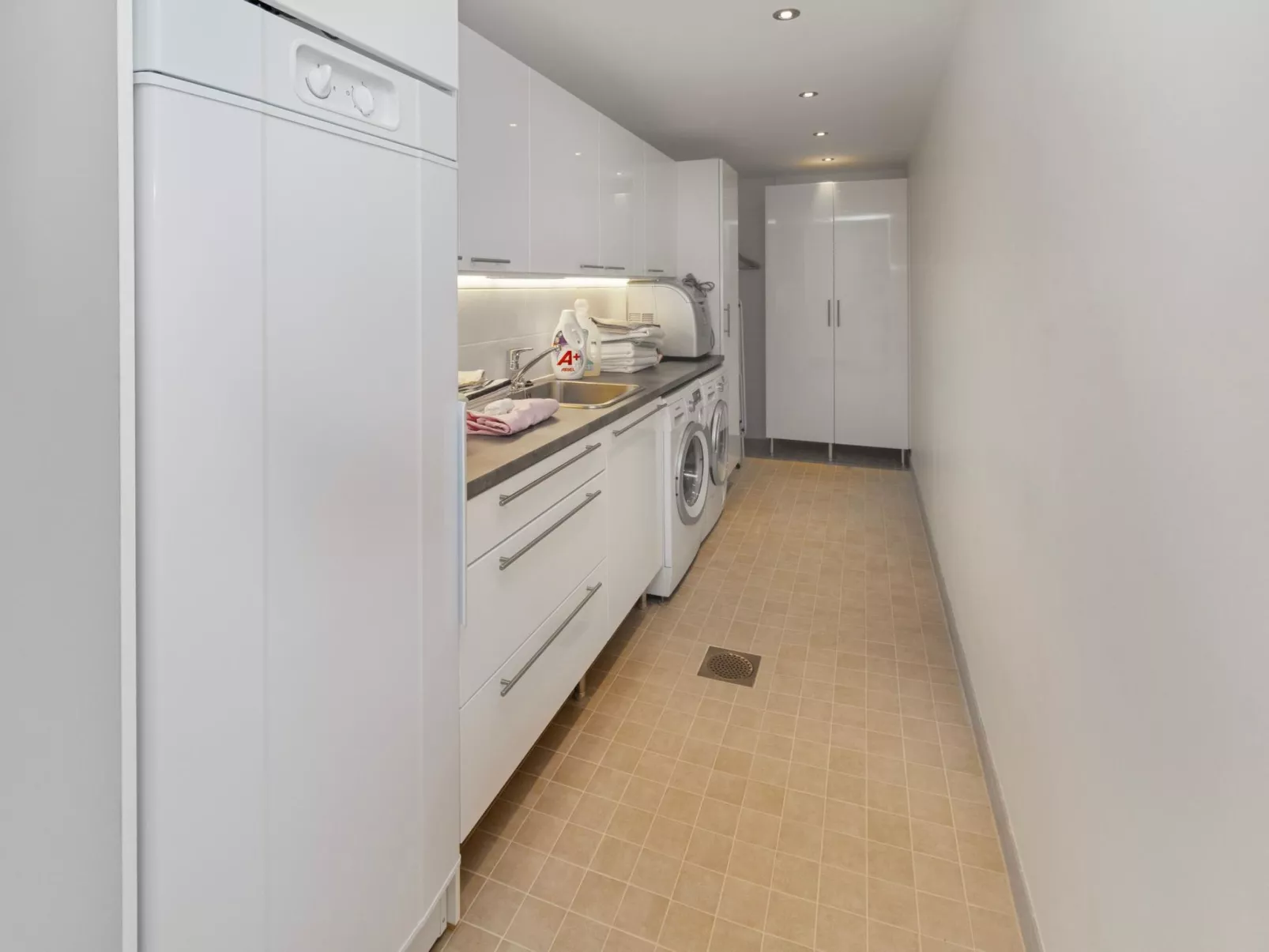 Holy lake chalet a-Drinnen