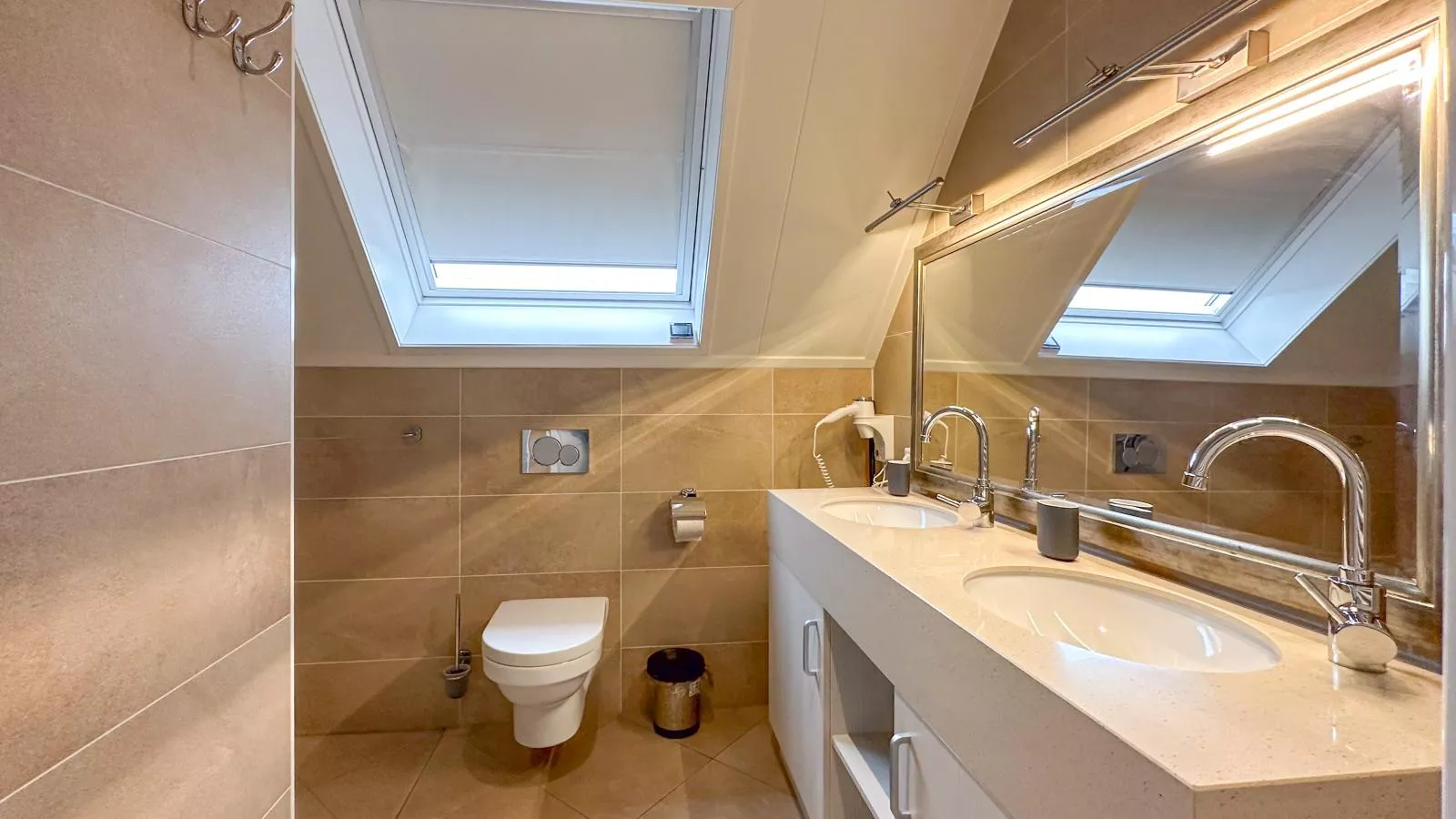 Coast Comfort 41-Badezimmer