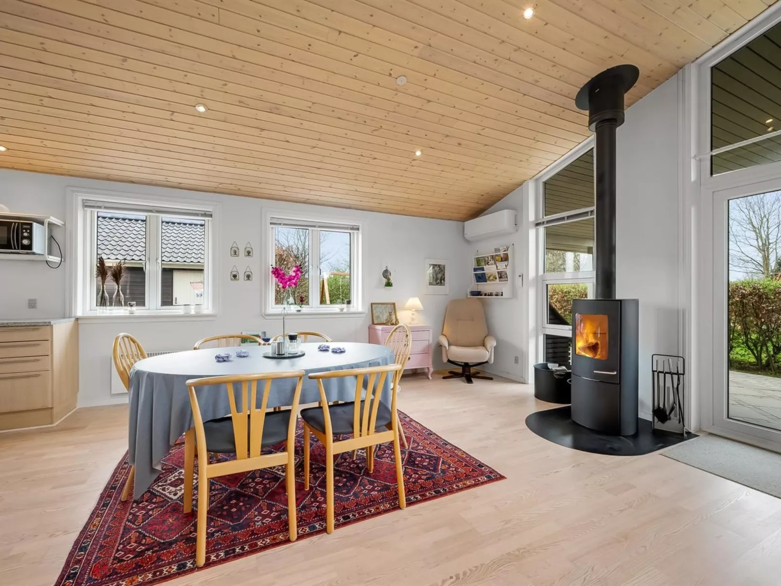 "Gertrud" - 950m to the fjord-Drinnen