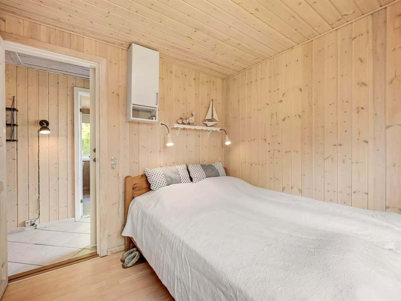 "Fido" - 500m to the fjord-Inside