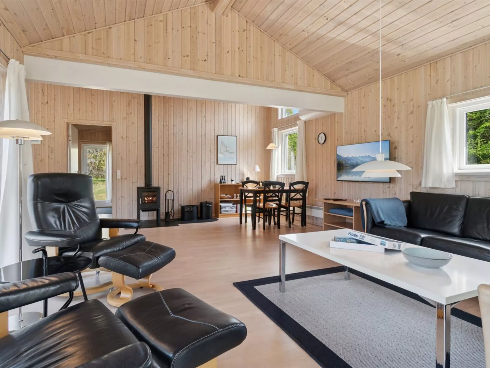 "Edna" - 500m from the sea-Drinnen