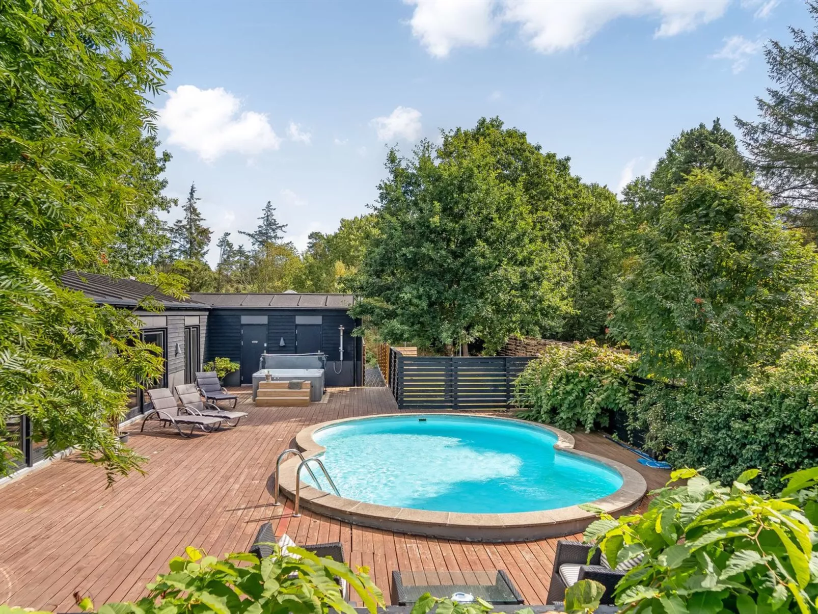 "Ejnarine" - 1.5km from the sea-Draußen