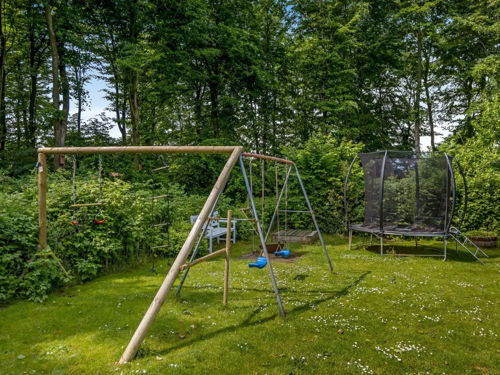 "Ejvind" - 30km from the sea-Outside