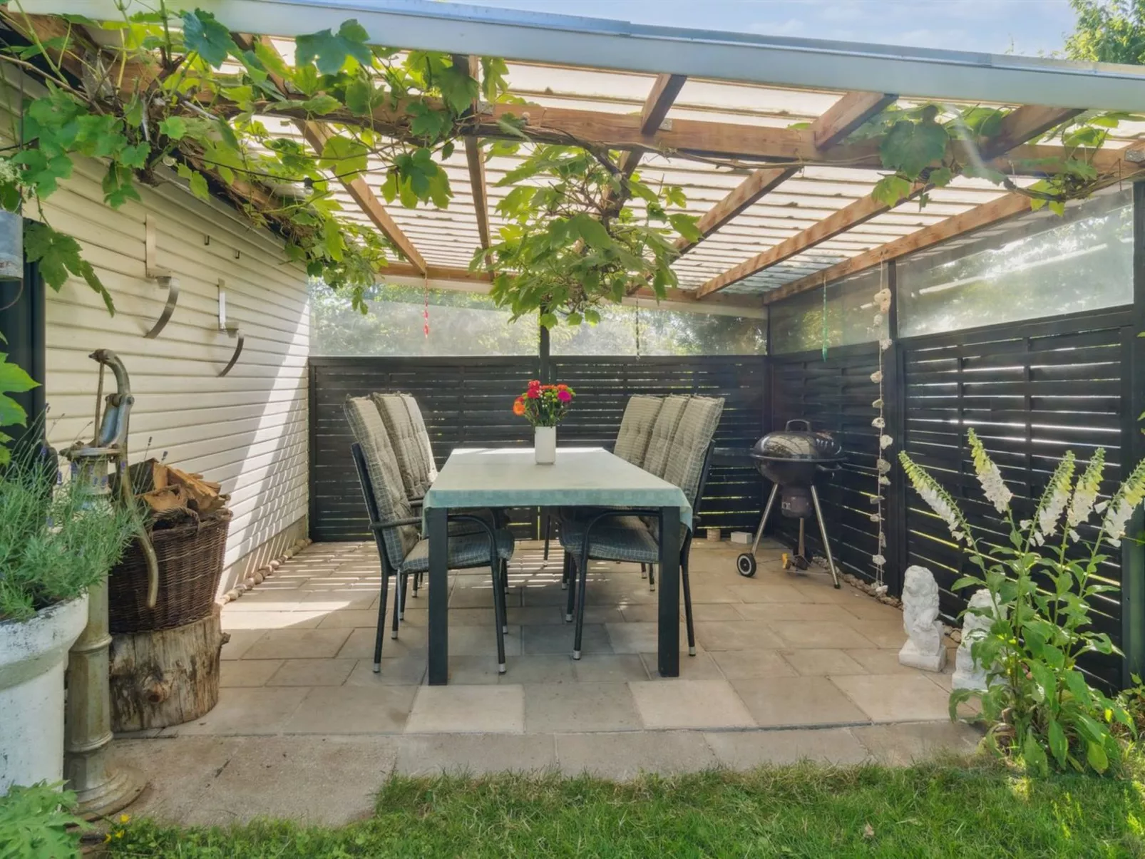 "Alfa" - 350m from the sea-Draußen