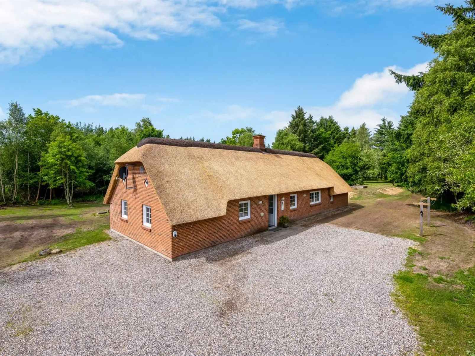 "Ulf" - 2km from the sea-Draußen