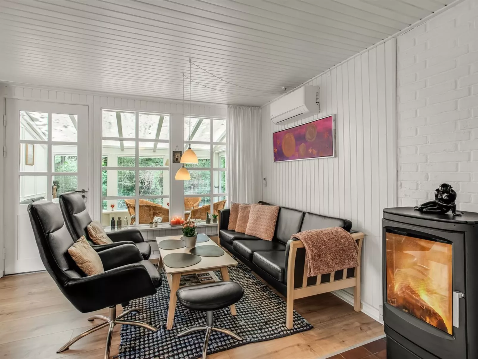 "Gravers" - 300m from the sea-Drinnen