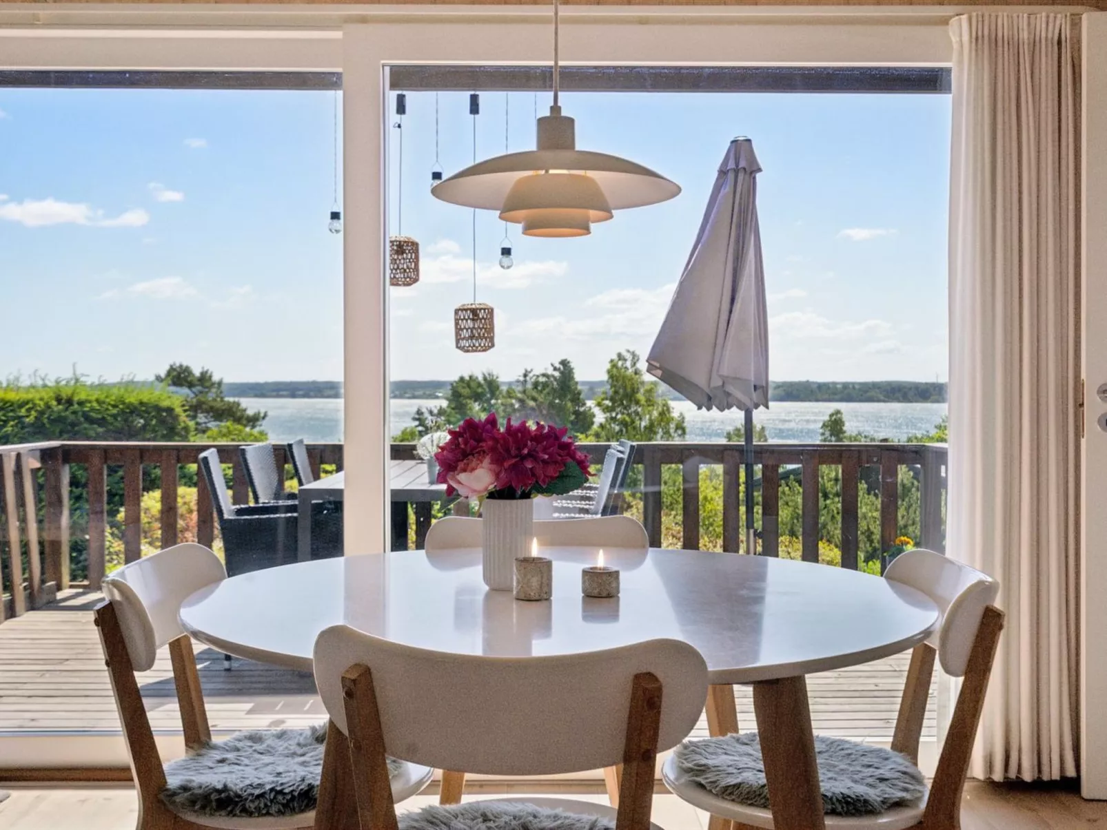 "Sighbiorn" - 150m to the fjord-Dedans