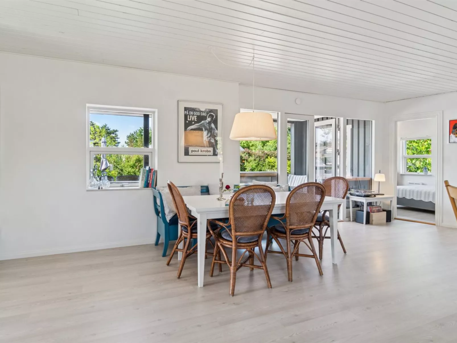 "Botwith" - 125m from the sea-Dedans