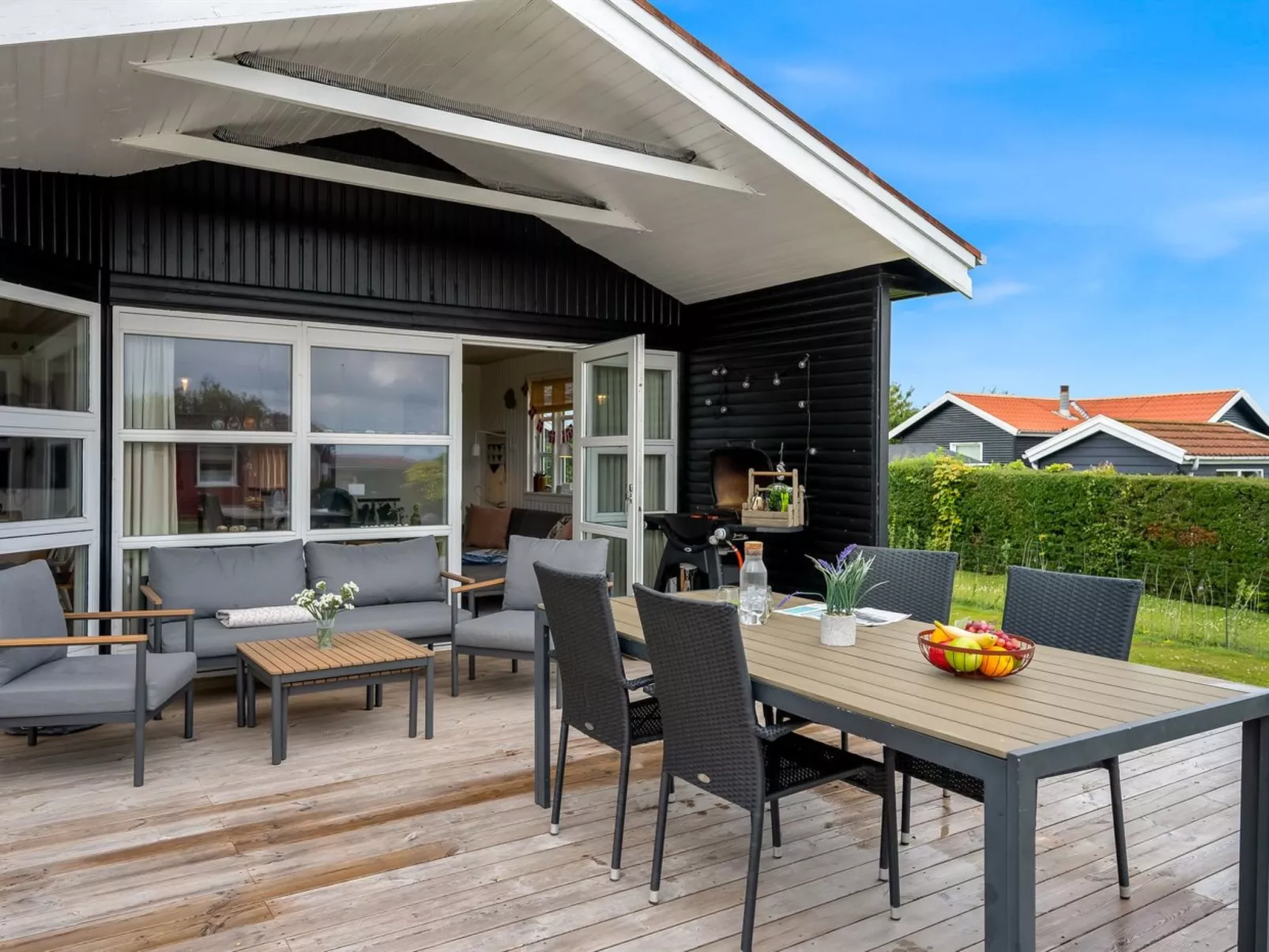 "Dragan" - 50m from the sea-Draußen