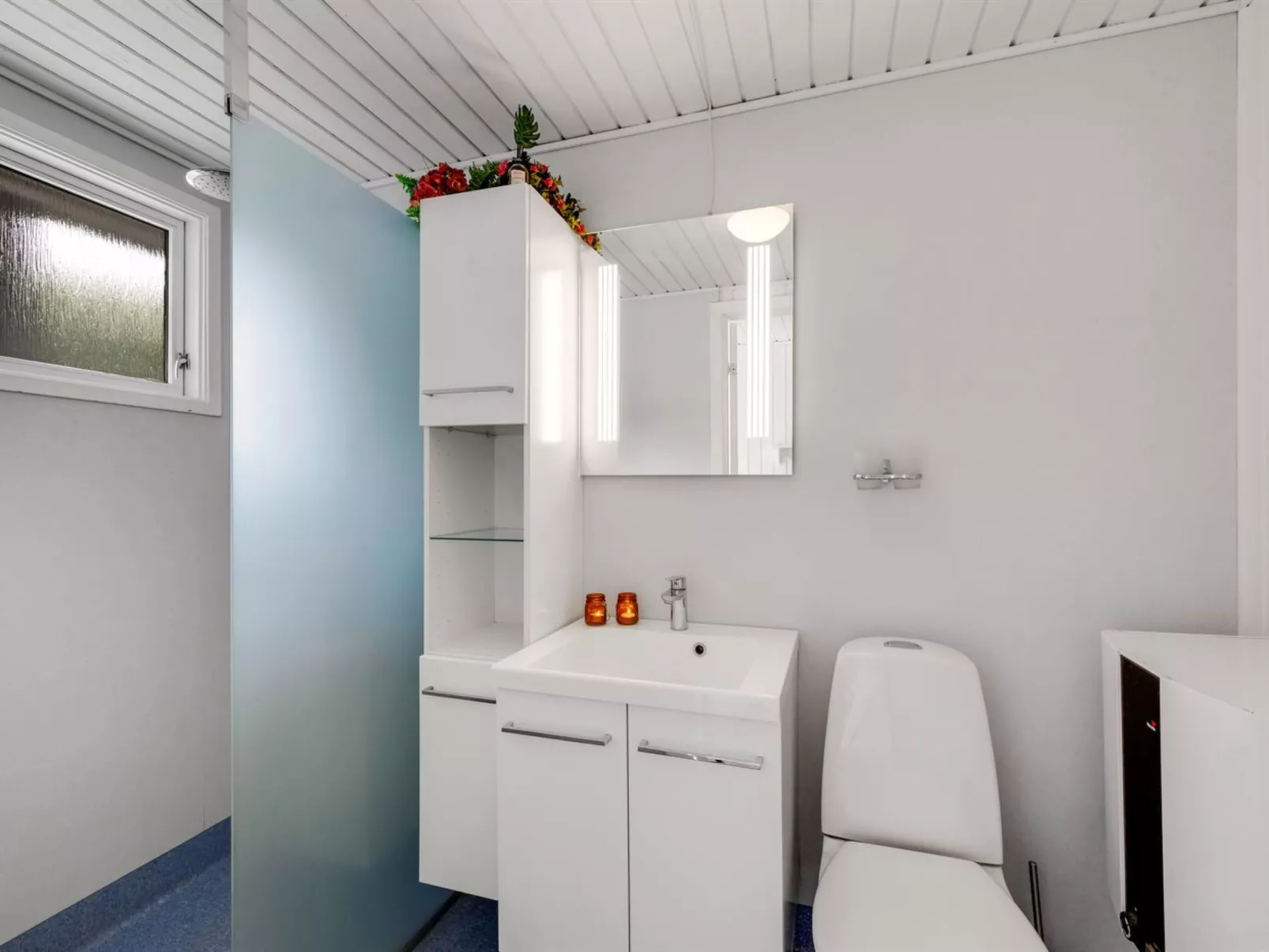 "Sami" - 600m to the fjord-Dedans