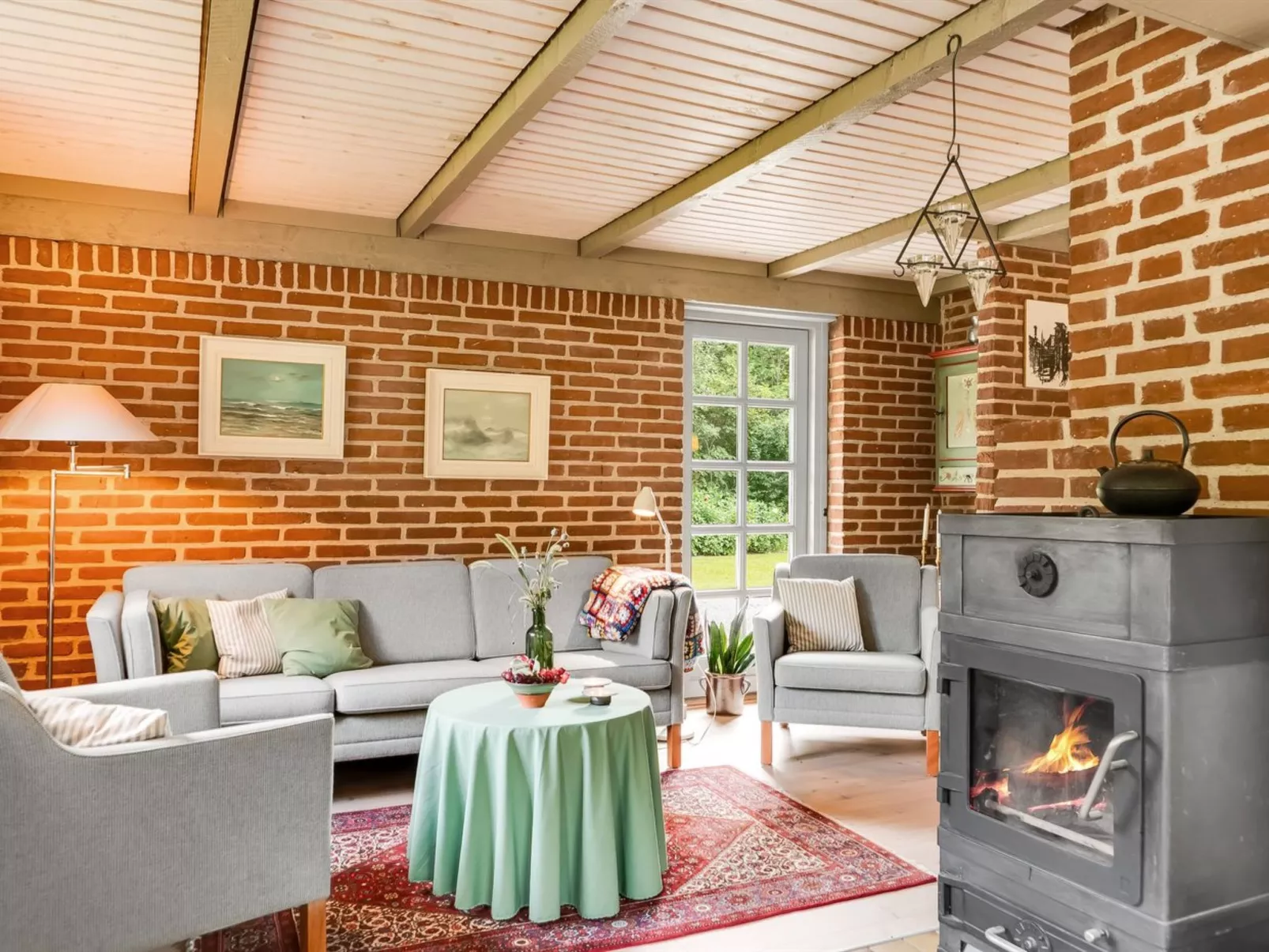 "Hilaria" - 2.1km from the sea-Drinnen