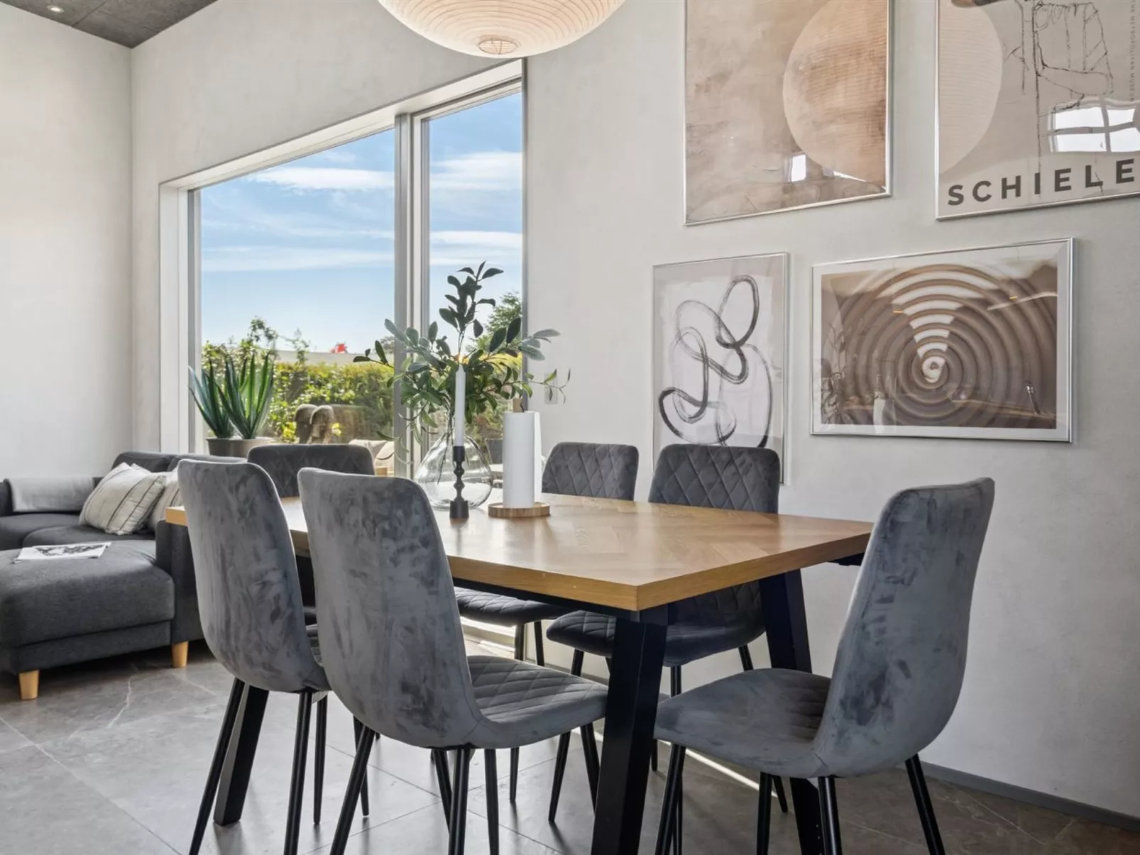 "Elvie" - 150m from the sea-Dedans