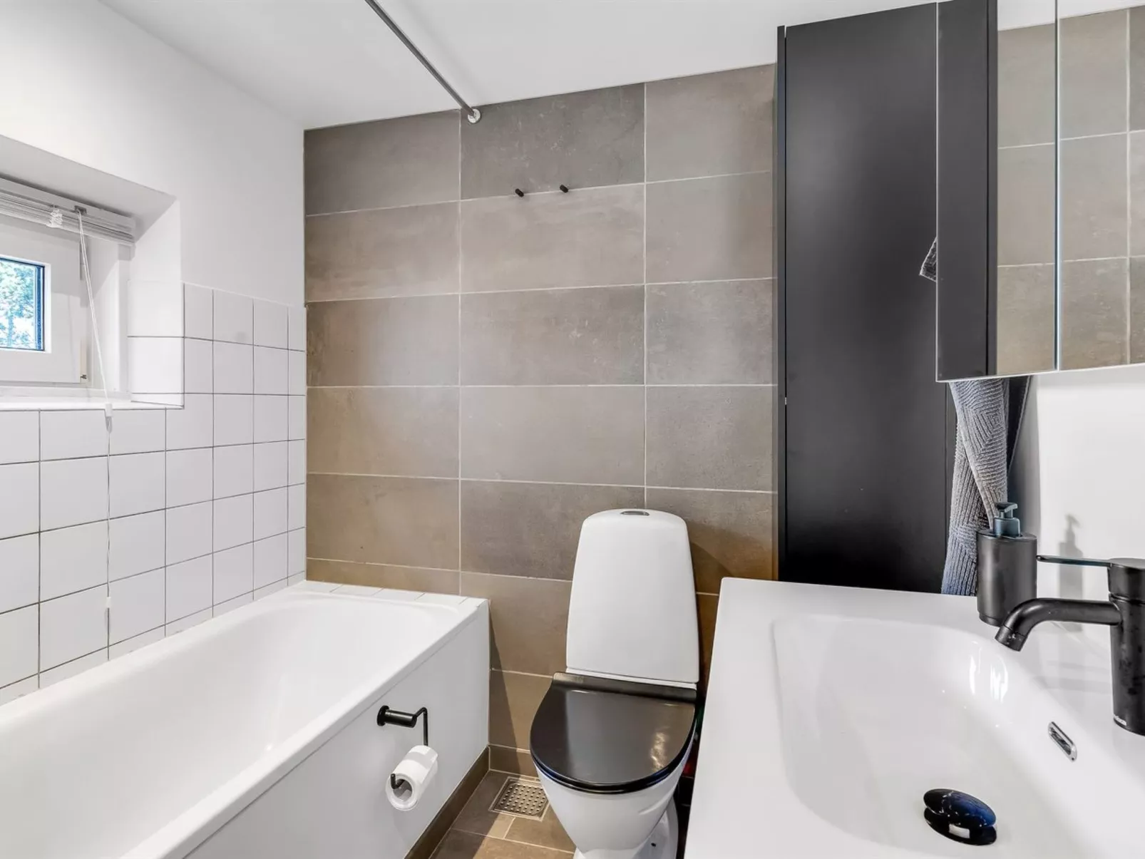 "Lutz" - 340m from the sea-Dedans