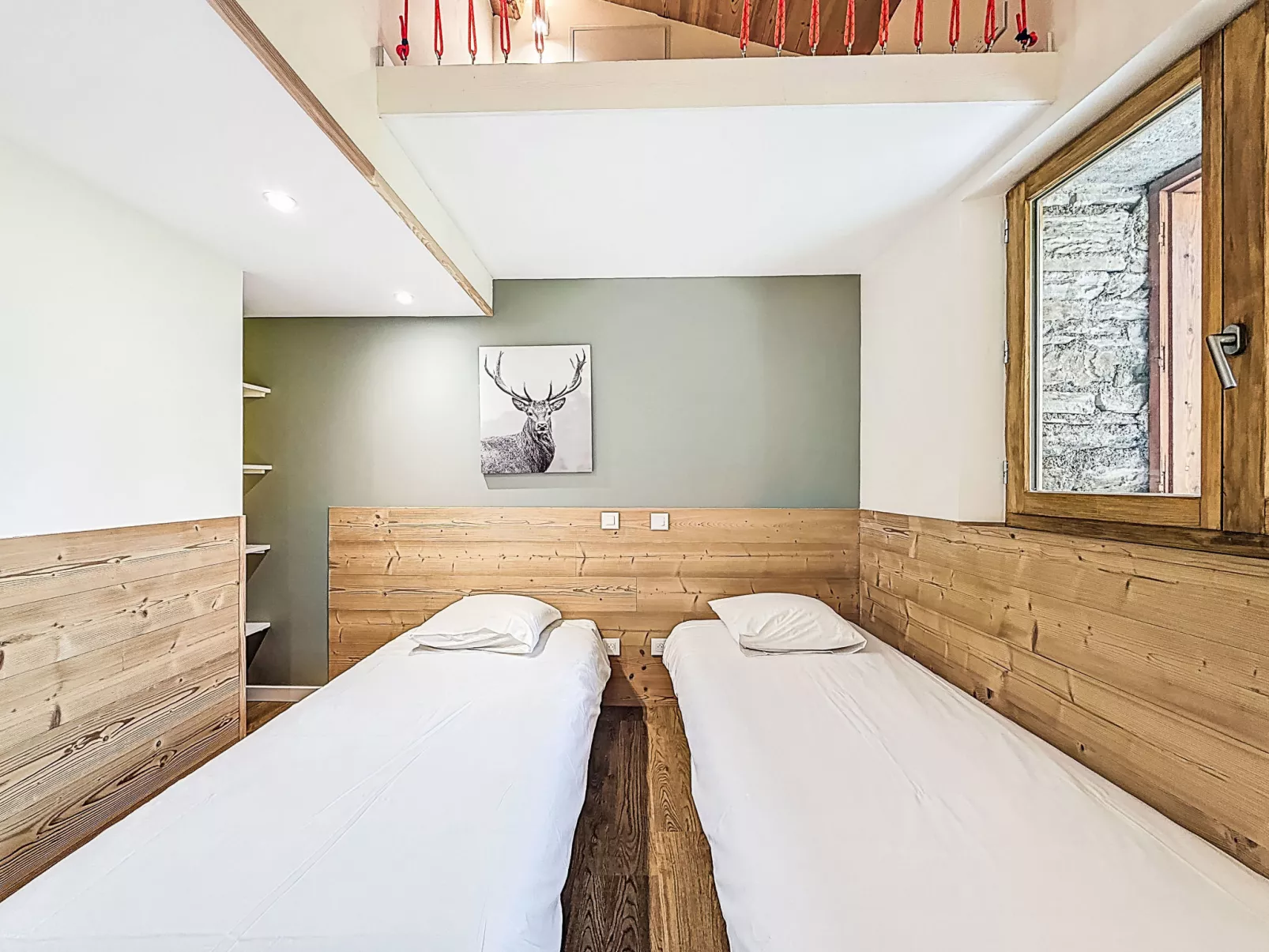 Chalet La Bergerie-Drinnen