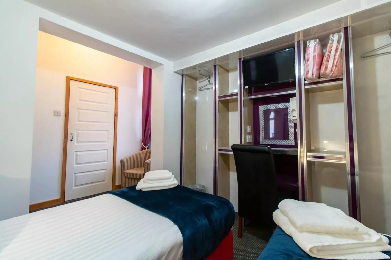 Standard Single Room-Chambre