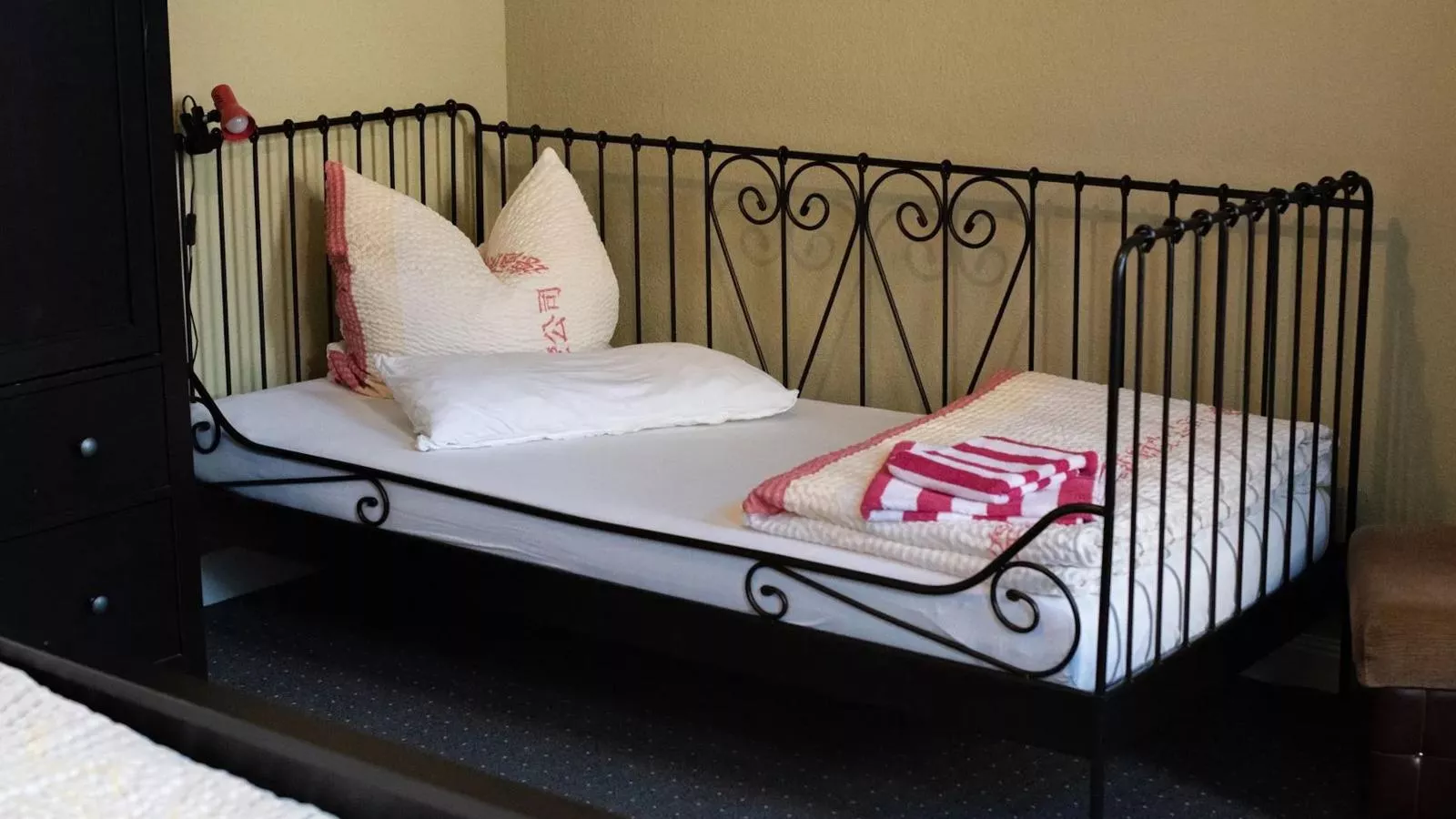 Brocken-Blick-Bedroom