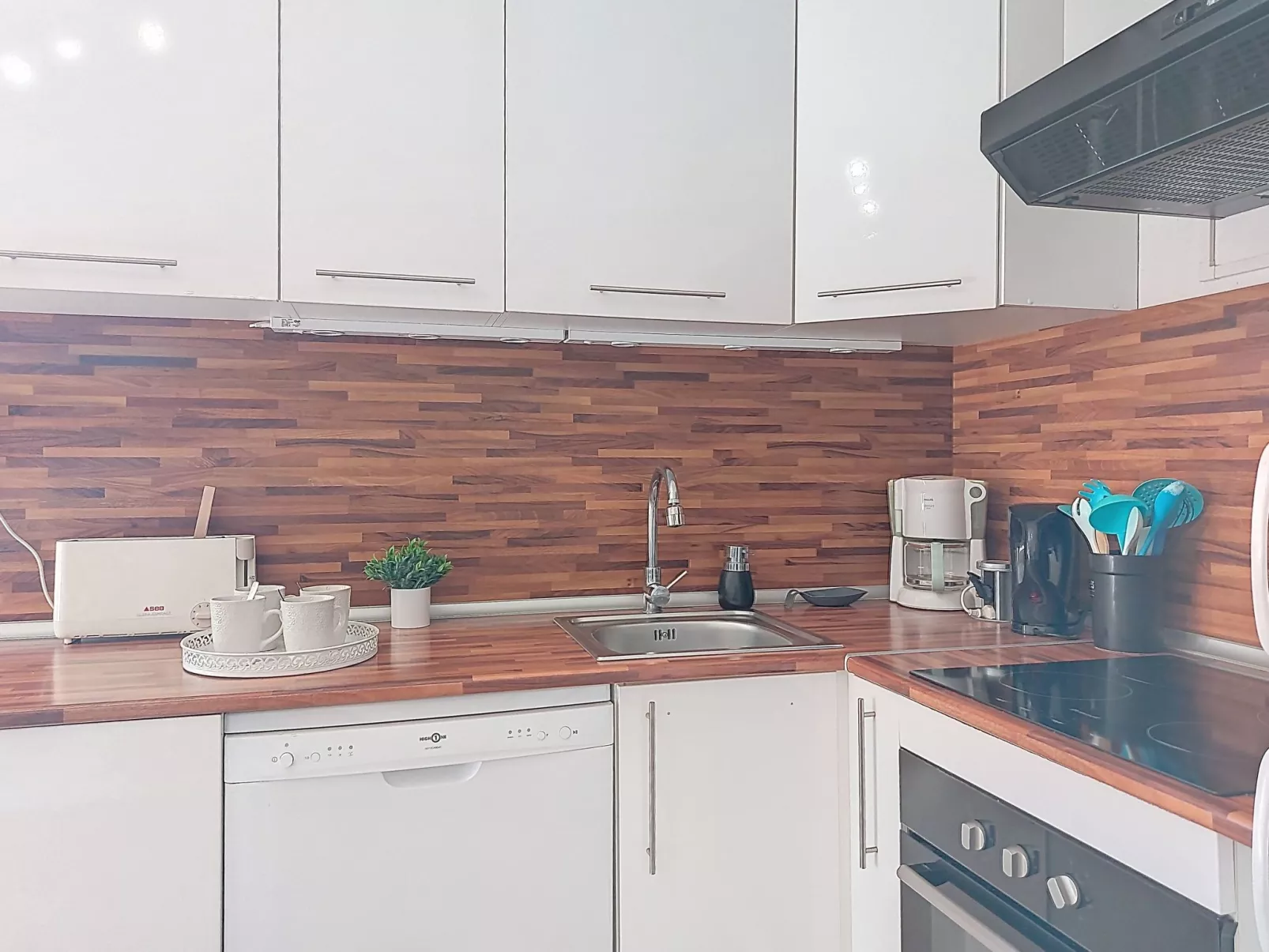 Les Supers Marines-Drinnen