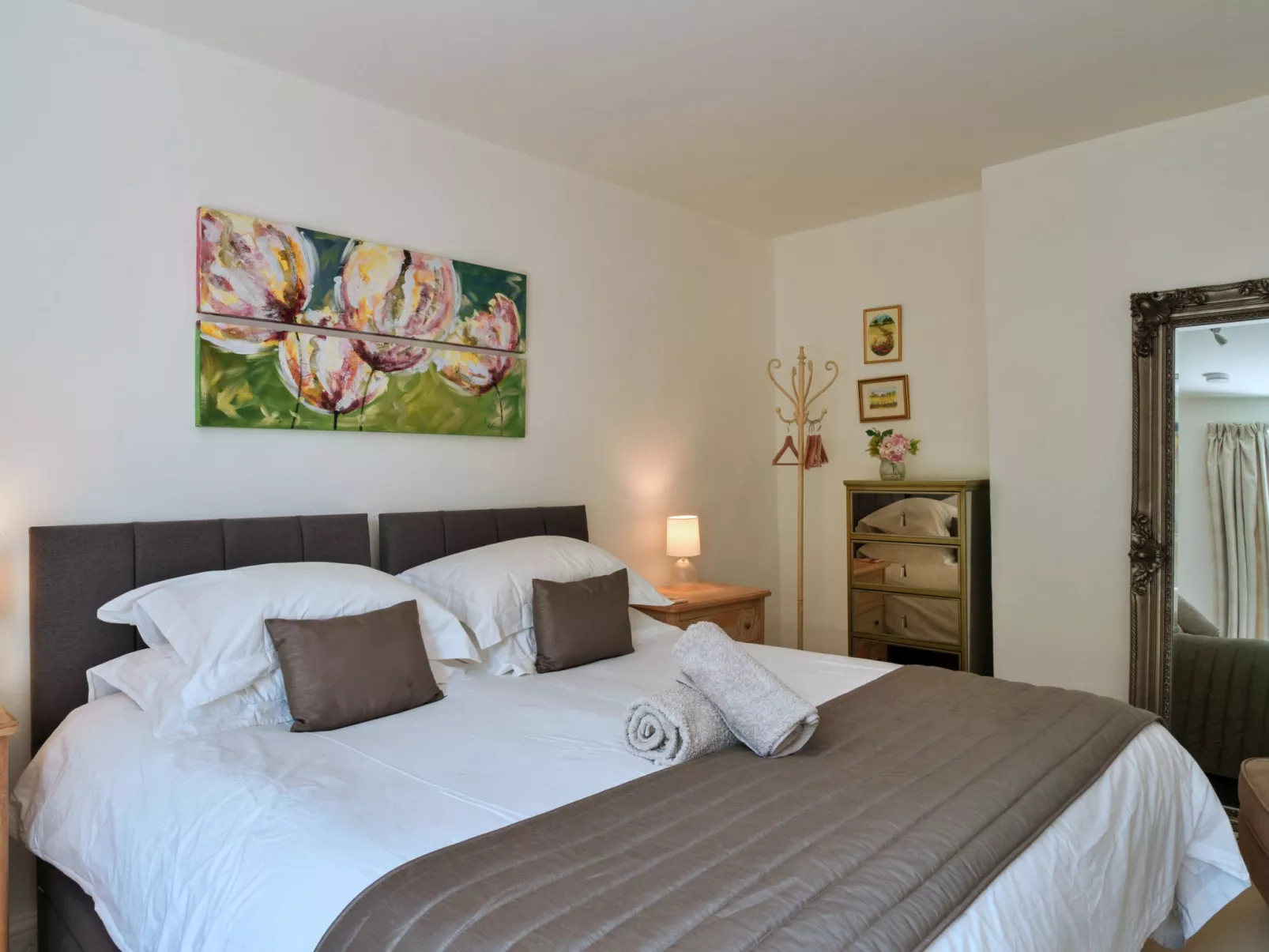 Woodleigh, Cawsand-Dehors