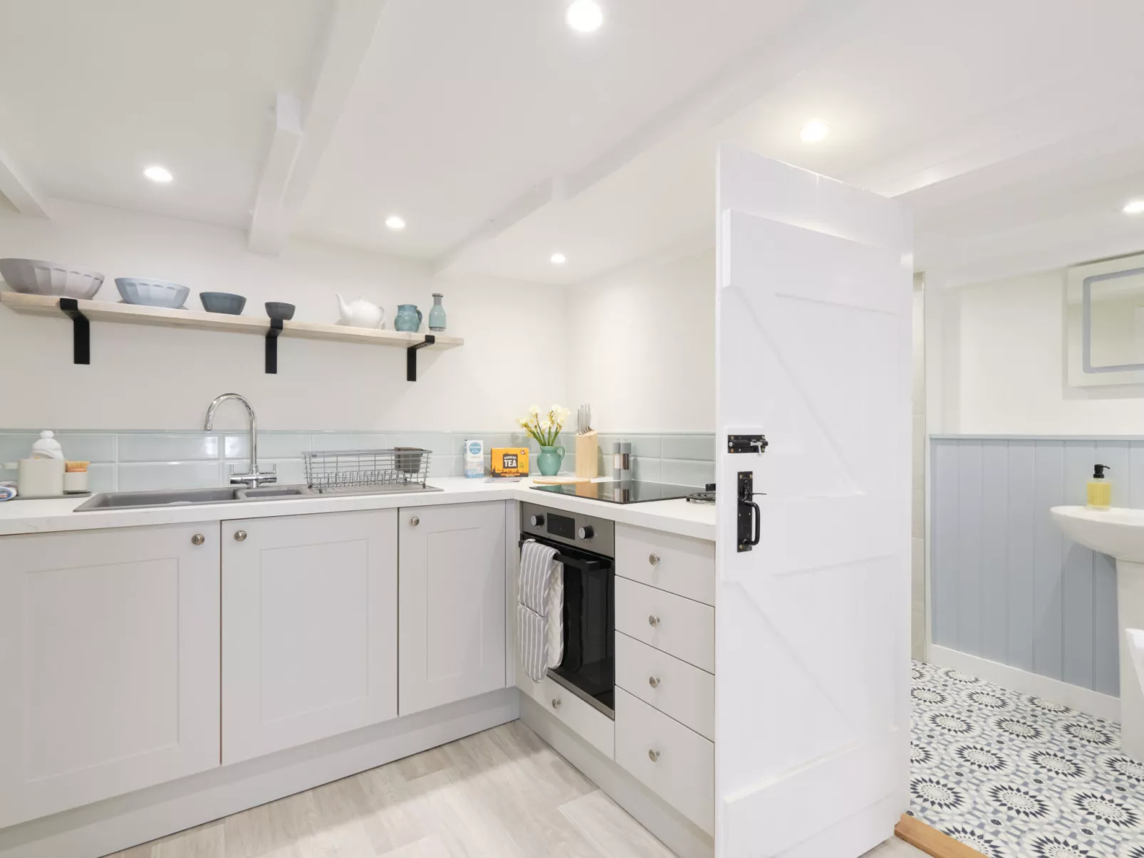 Coral Cottage-Inside