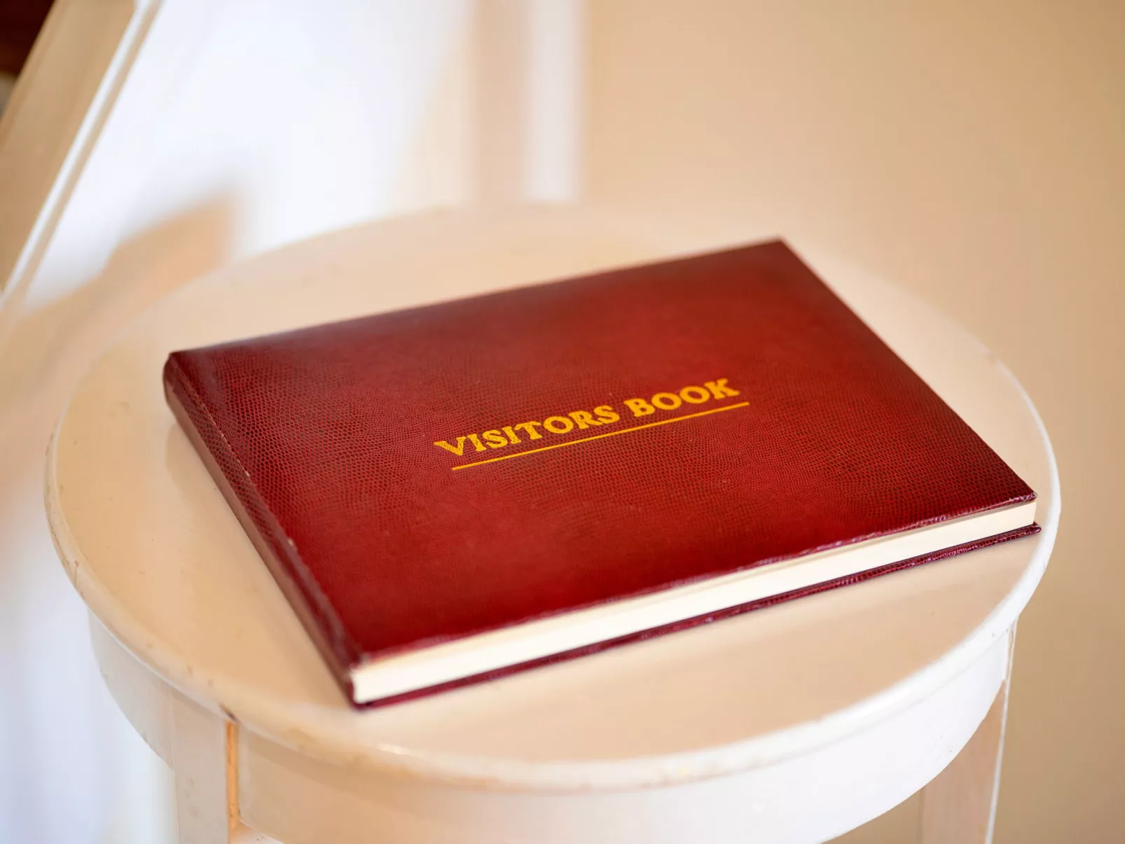 The Old Granary-Dedans