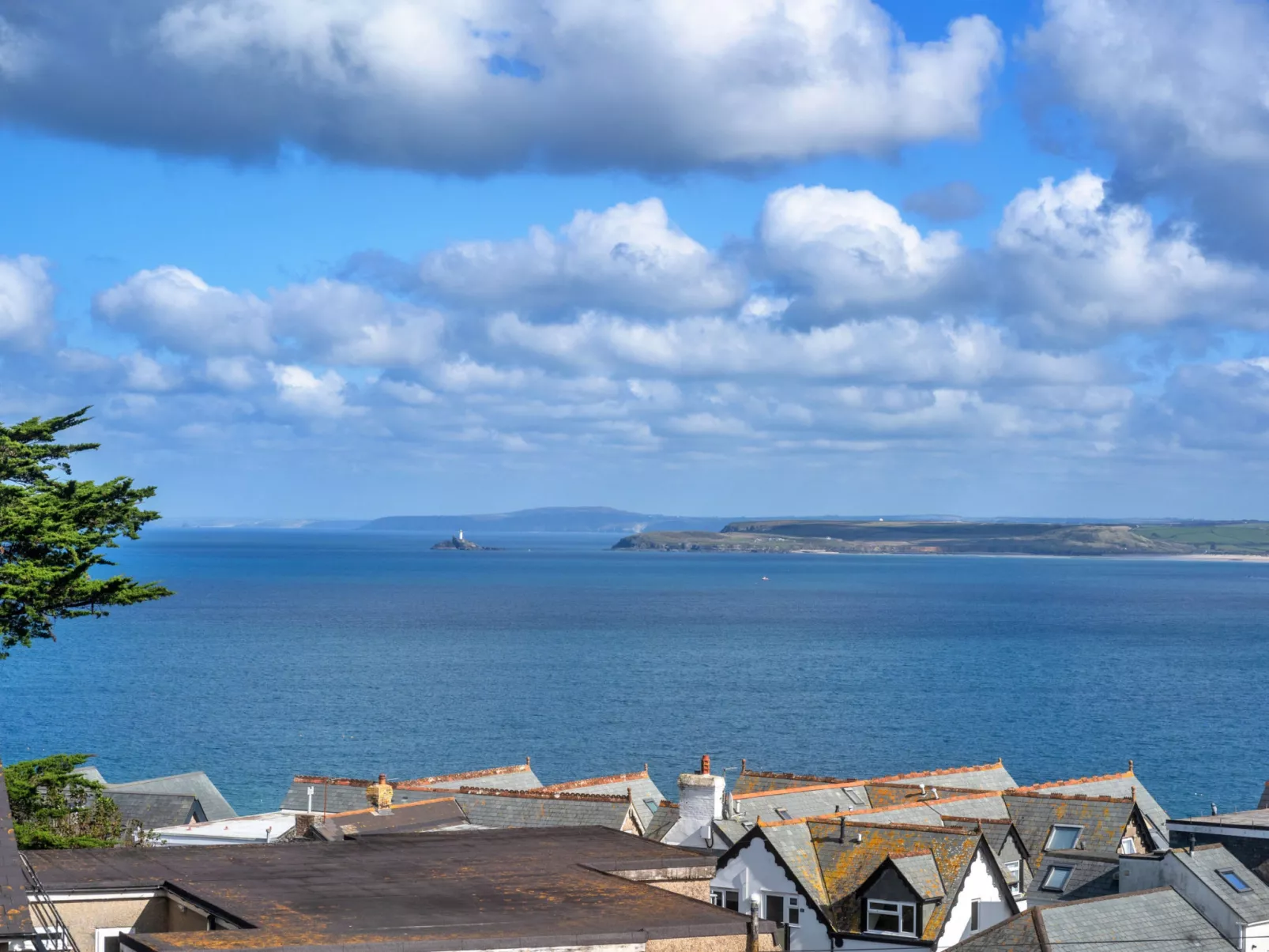 No. 6 Porthgwidden-Outside