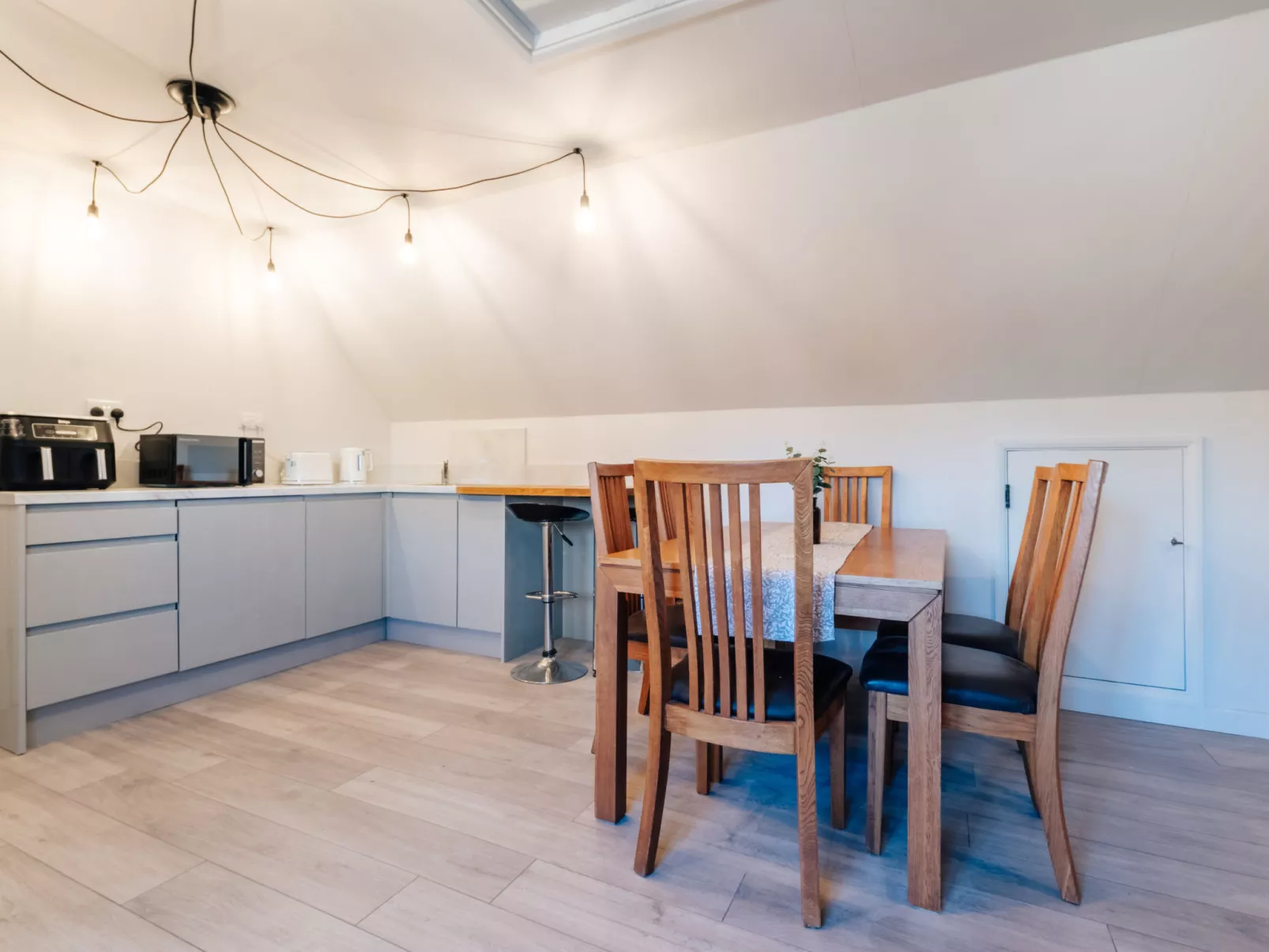 Hazel Rose Cottage-Dedans