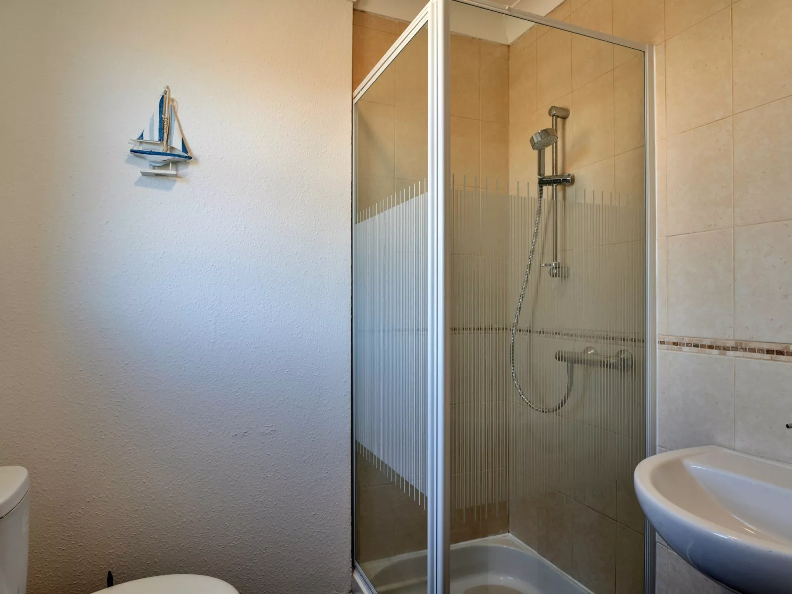 No. 5 Harlequin-Drinnen