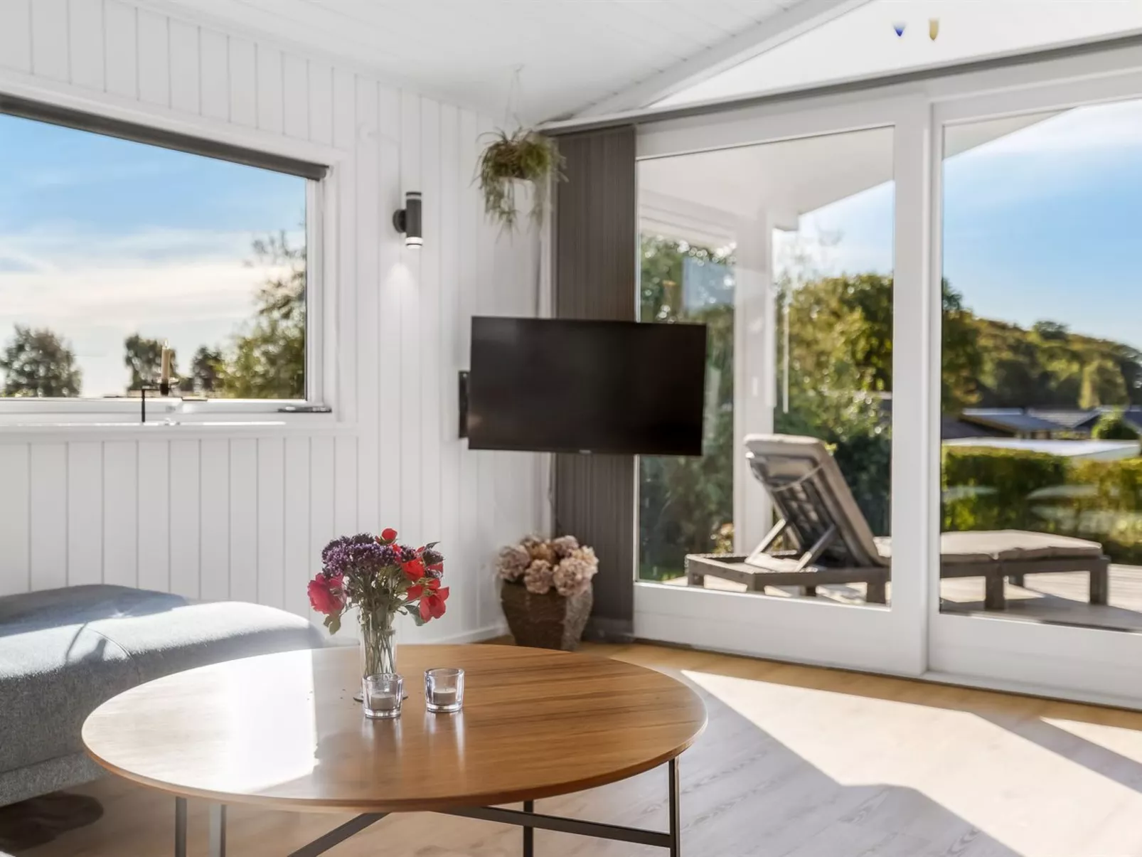 "Quanna" - 450m from the sea-Inside