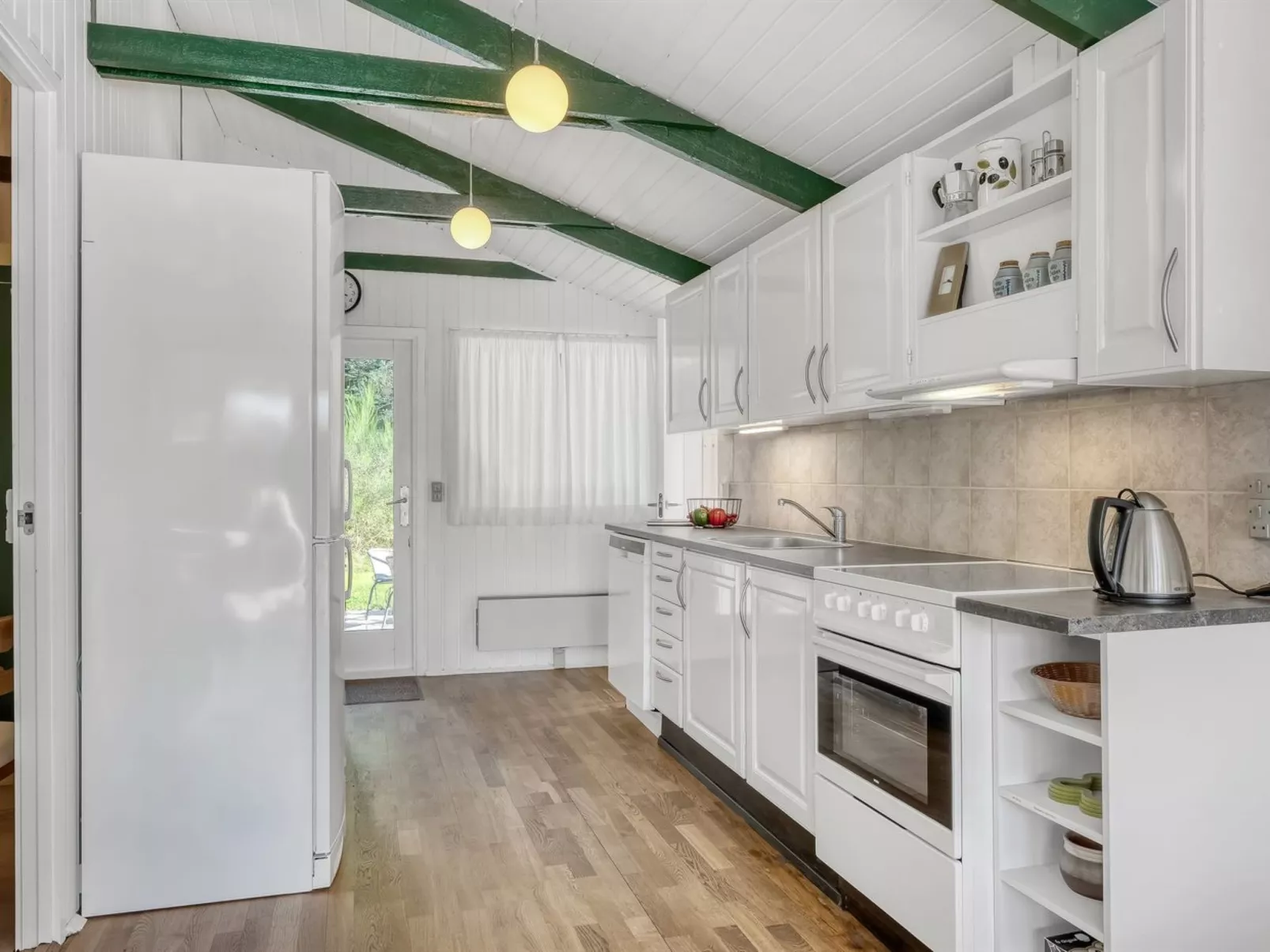 "Inola" - 3.5km from the sea-Drinnen